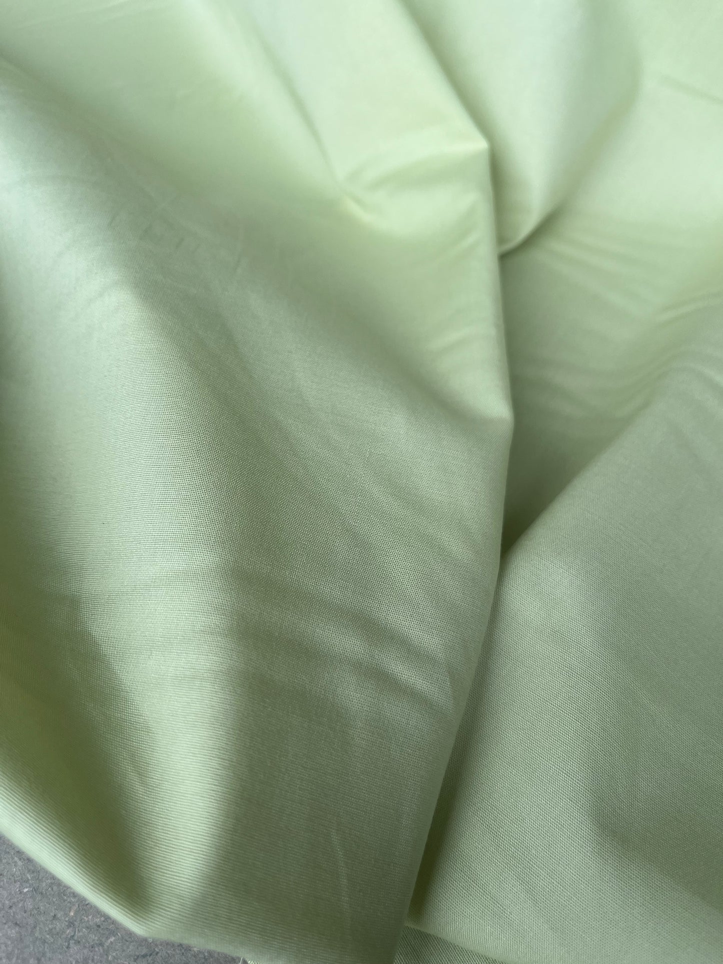 Poplin stretch prestige light avocado B02