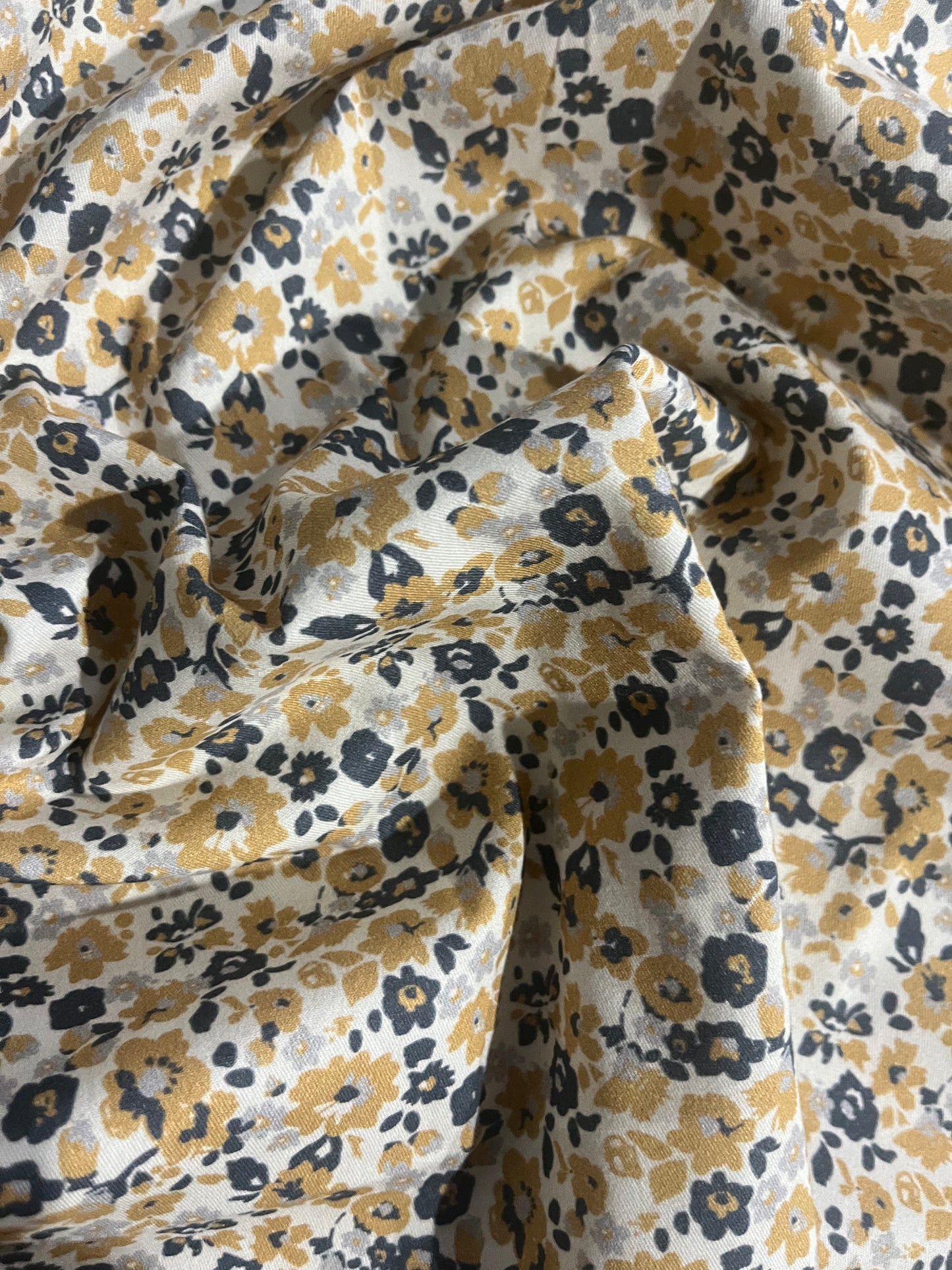 DAMIANO 015 twill cotton stretch ditsy flowers