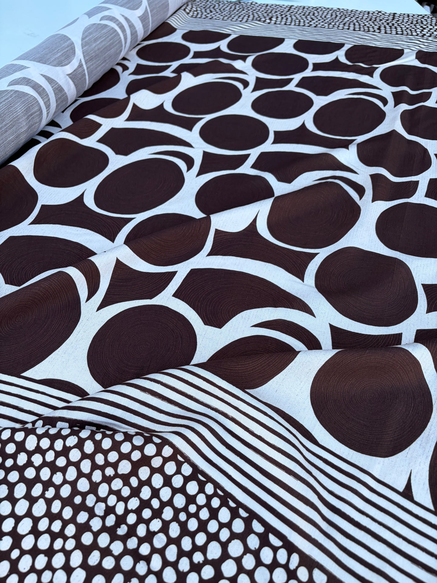 CHARLY 012 brown/ecru dots double border print viscose crêpe