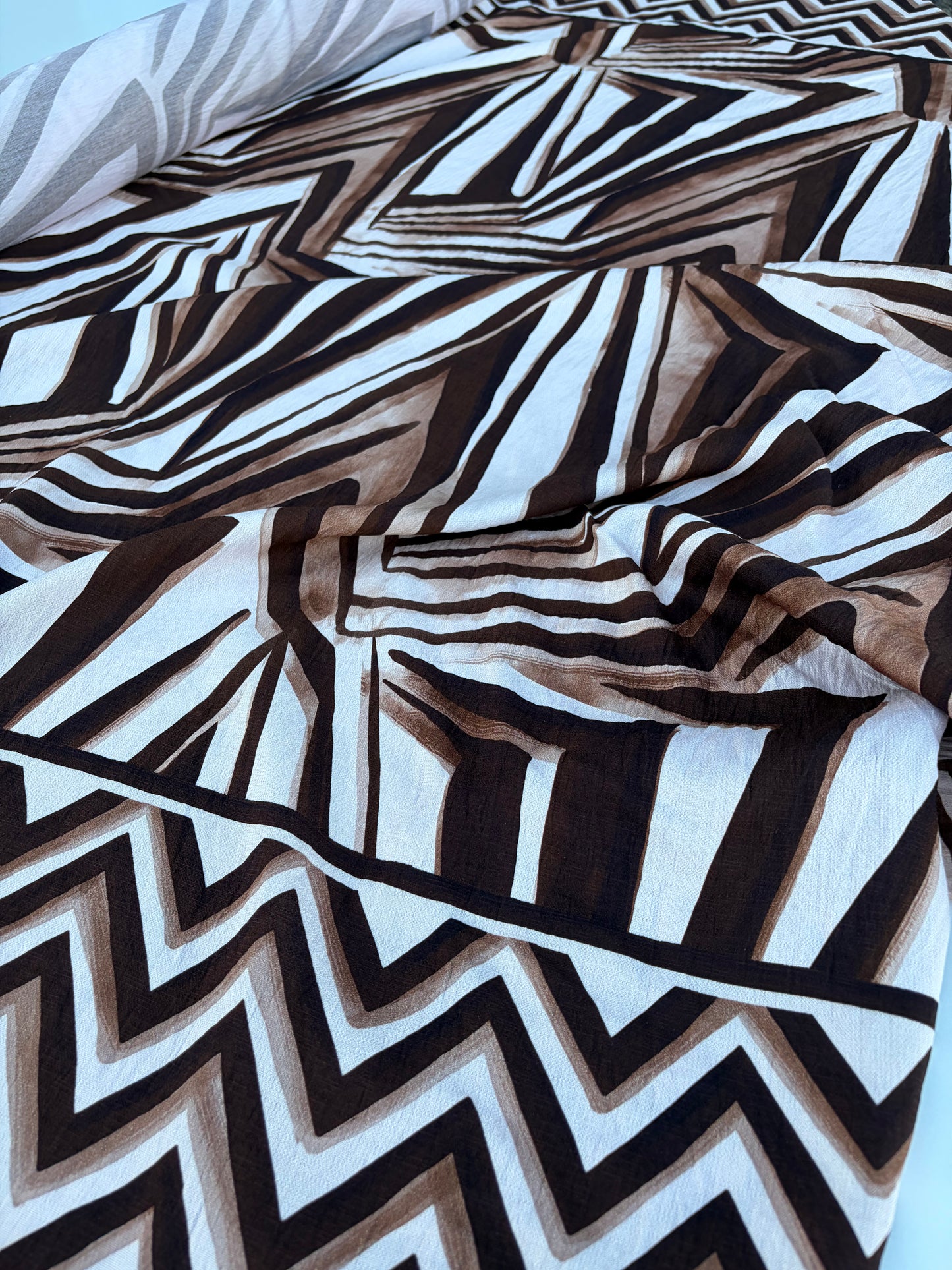CHARLY 013 brown/ecru double border print viscose crêpe