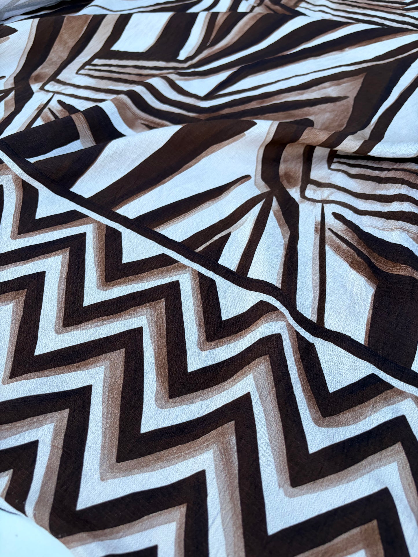 CHARLY 013 brown/ecru double border print viscose crêpe