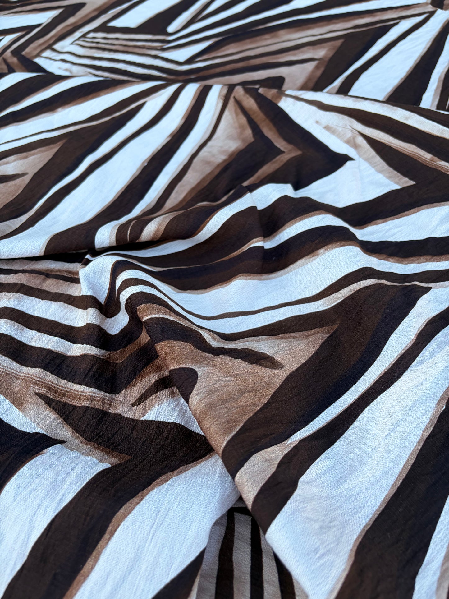CHARLY 013 brown/ecru double border print viscose crêpe