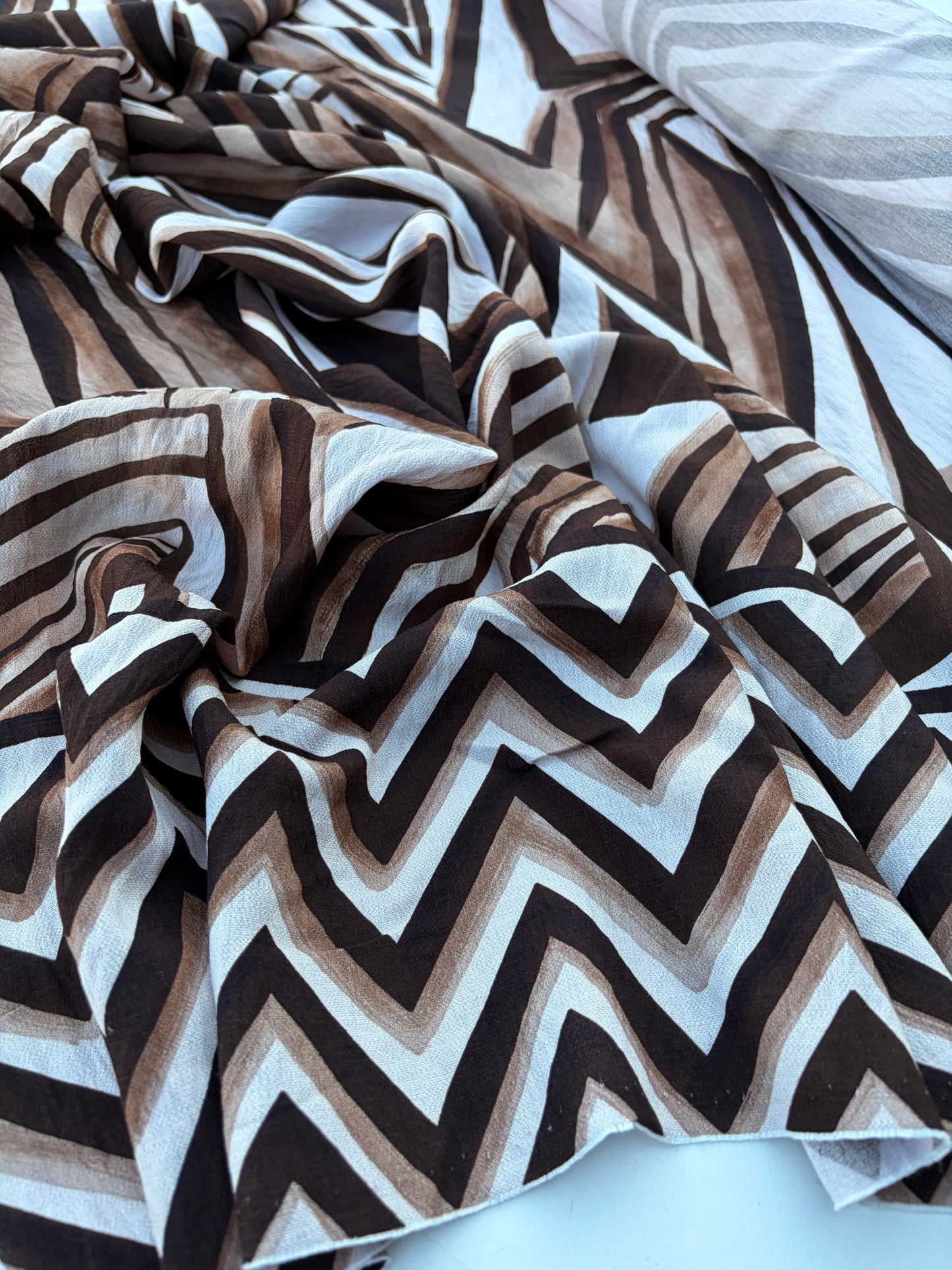 CHARLY 013 brown/ecru double border print viscose crêpe
