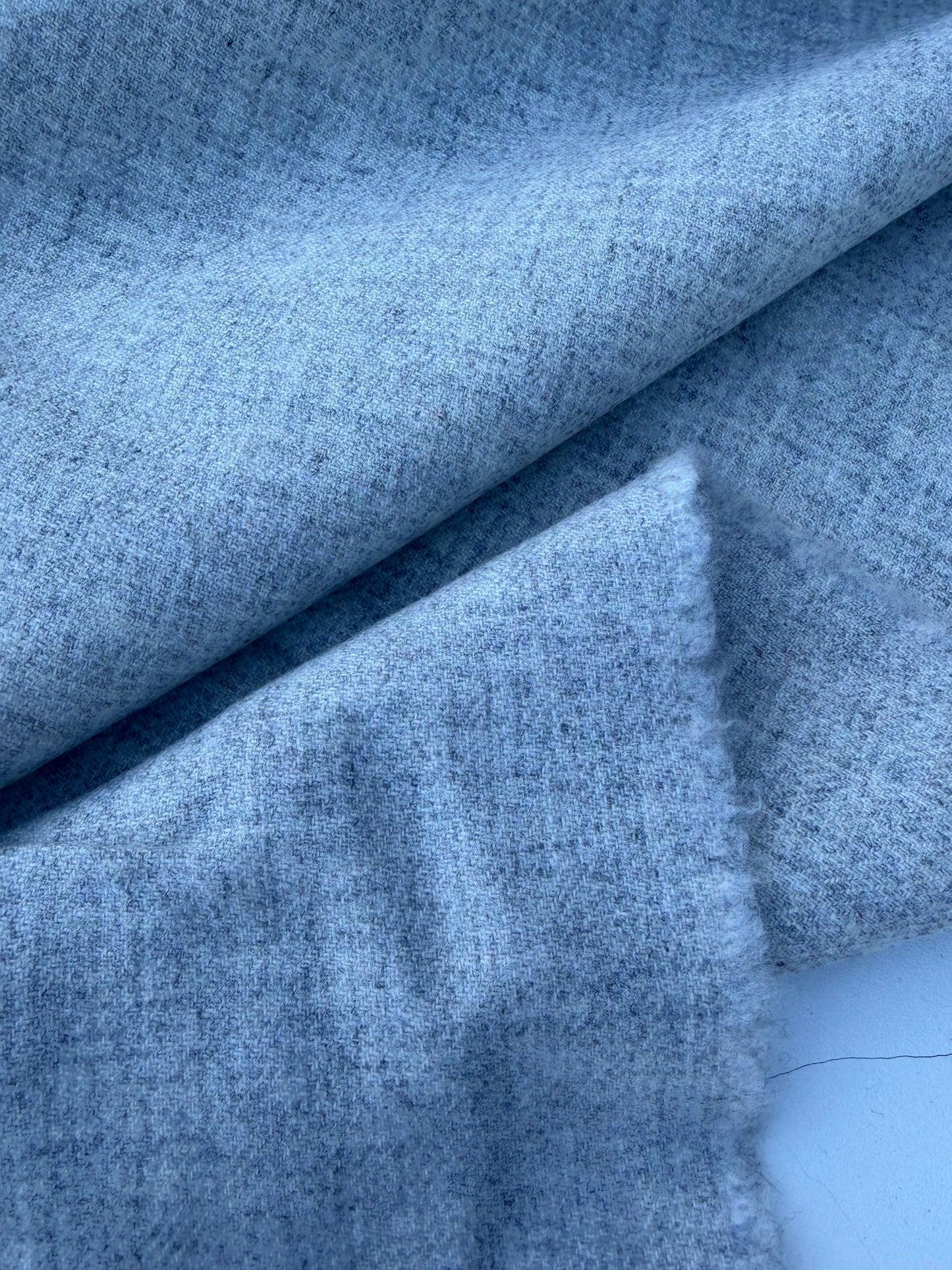 CHARLY 016 grey mélange wool flannel