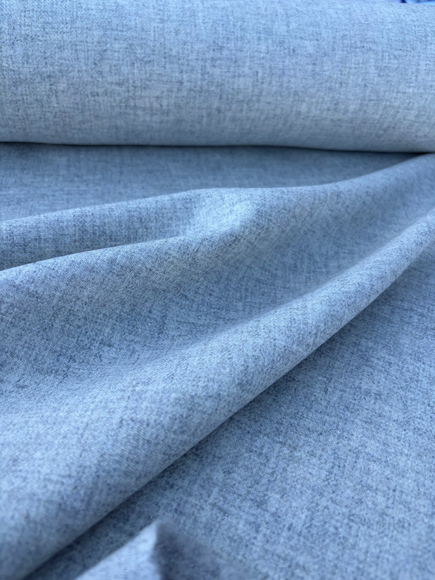 CHARLY 016 grey mélange wool flannel