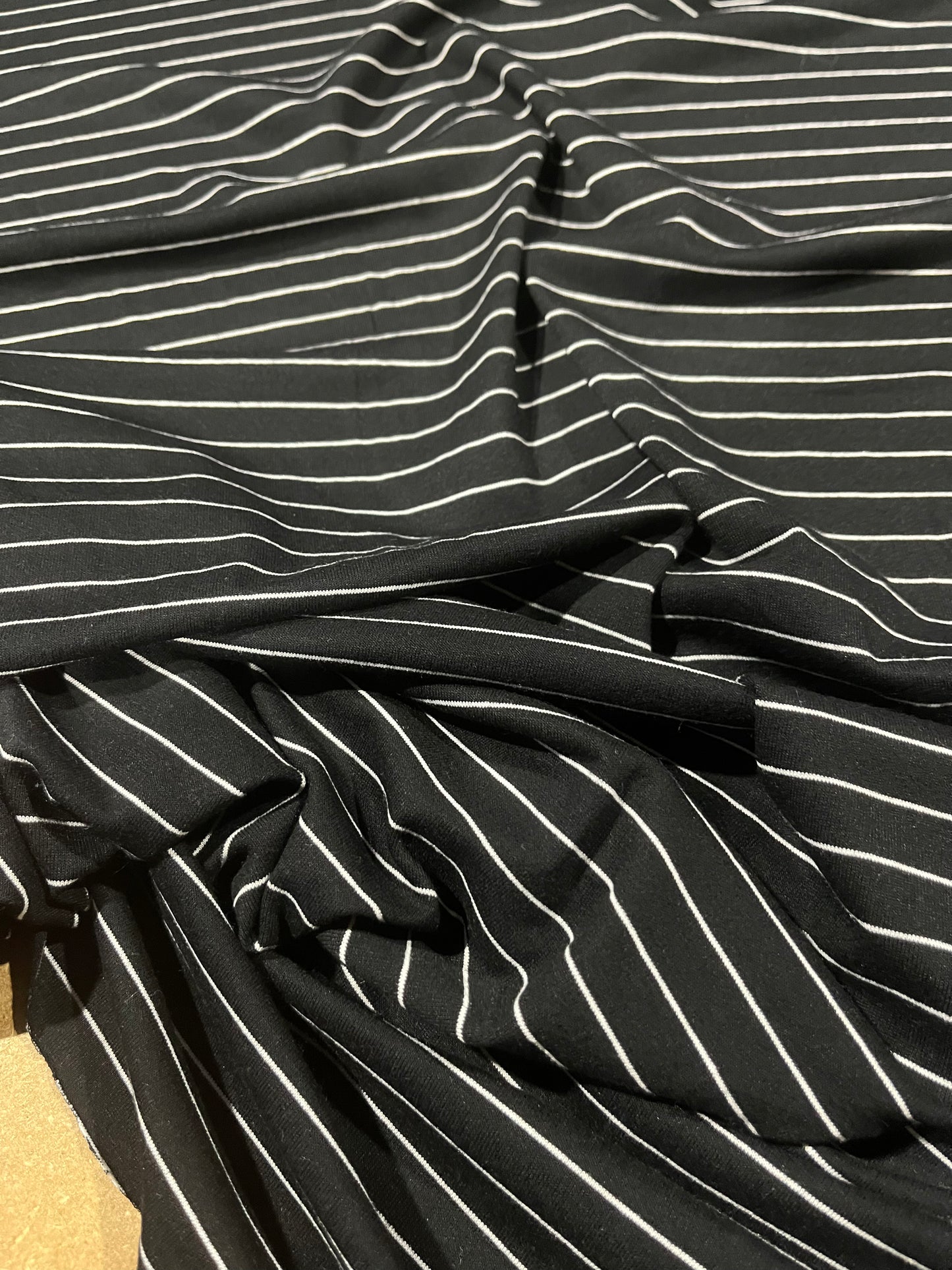 F01 jersey pinstripe black/white