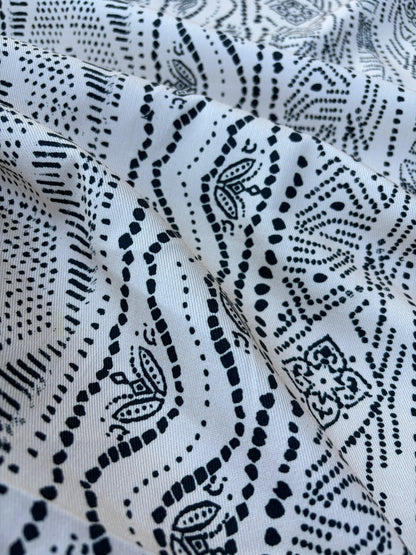 CHARLY 020 cotton twill stretch black/sand ethnical print