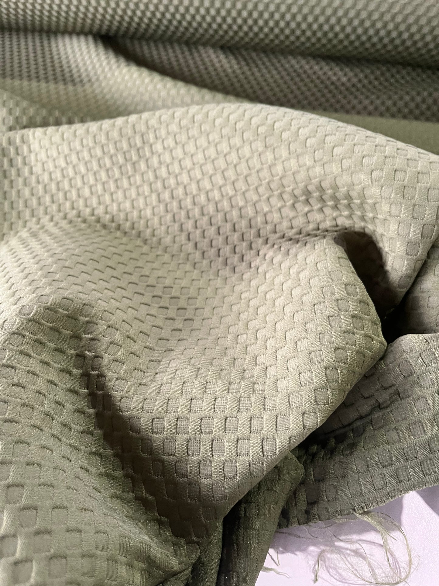 GLADYS 024 woven waffle fabric khaky