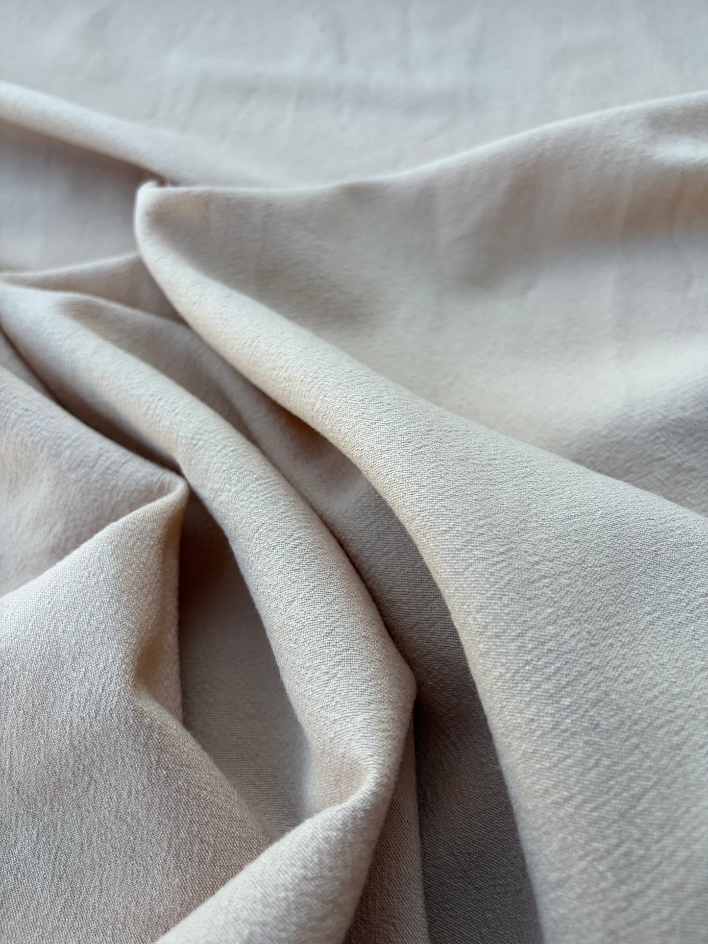 CHARLY 021 sand coloured wool crêpe