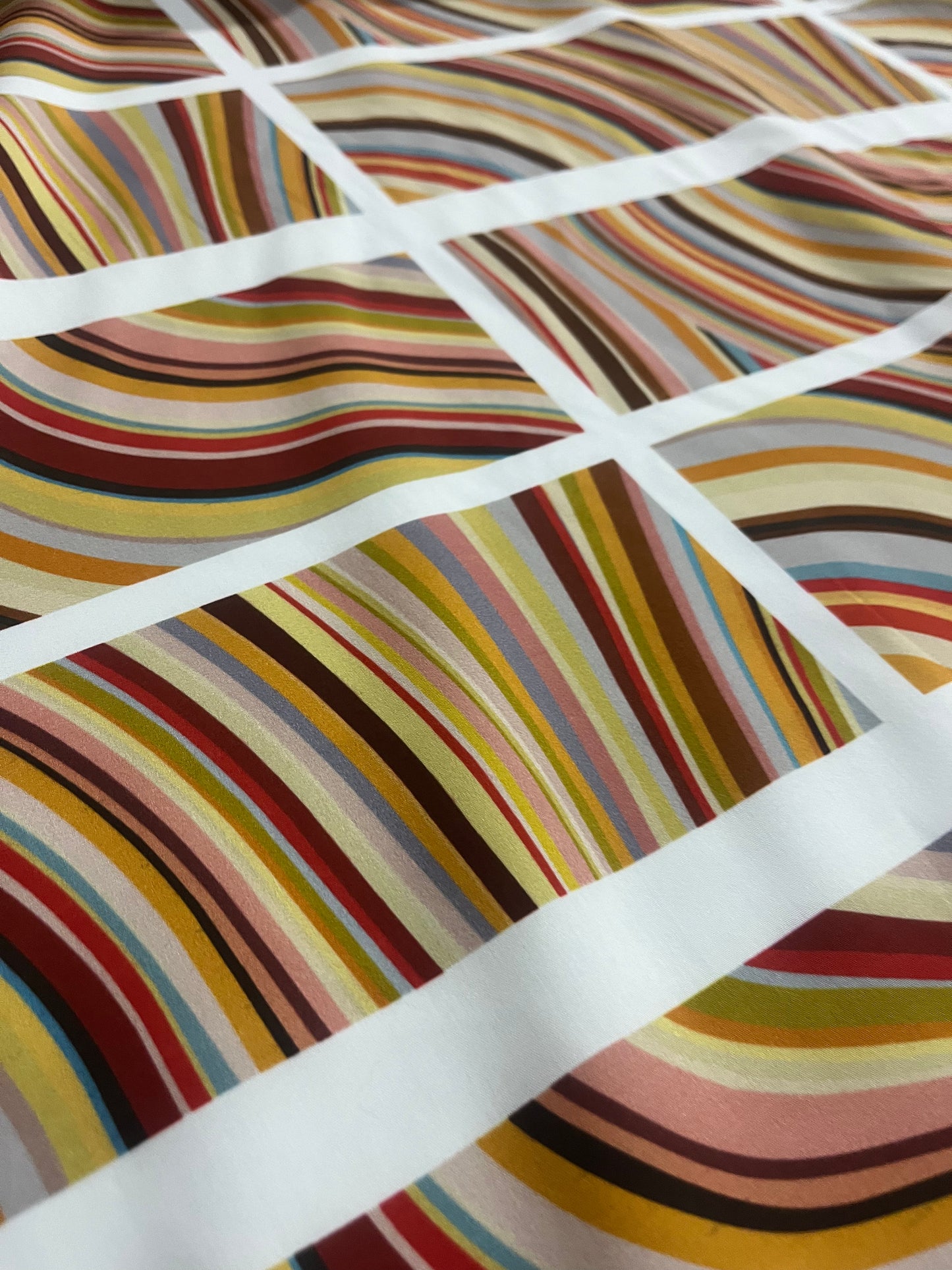 YVETTE 020 cotton poplin rainbow print