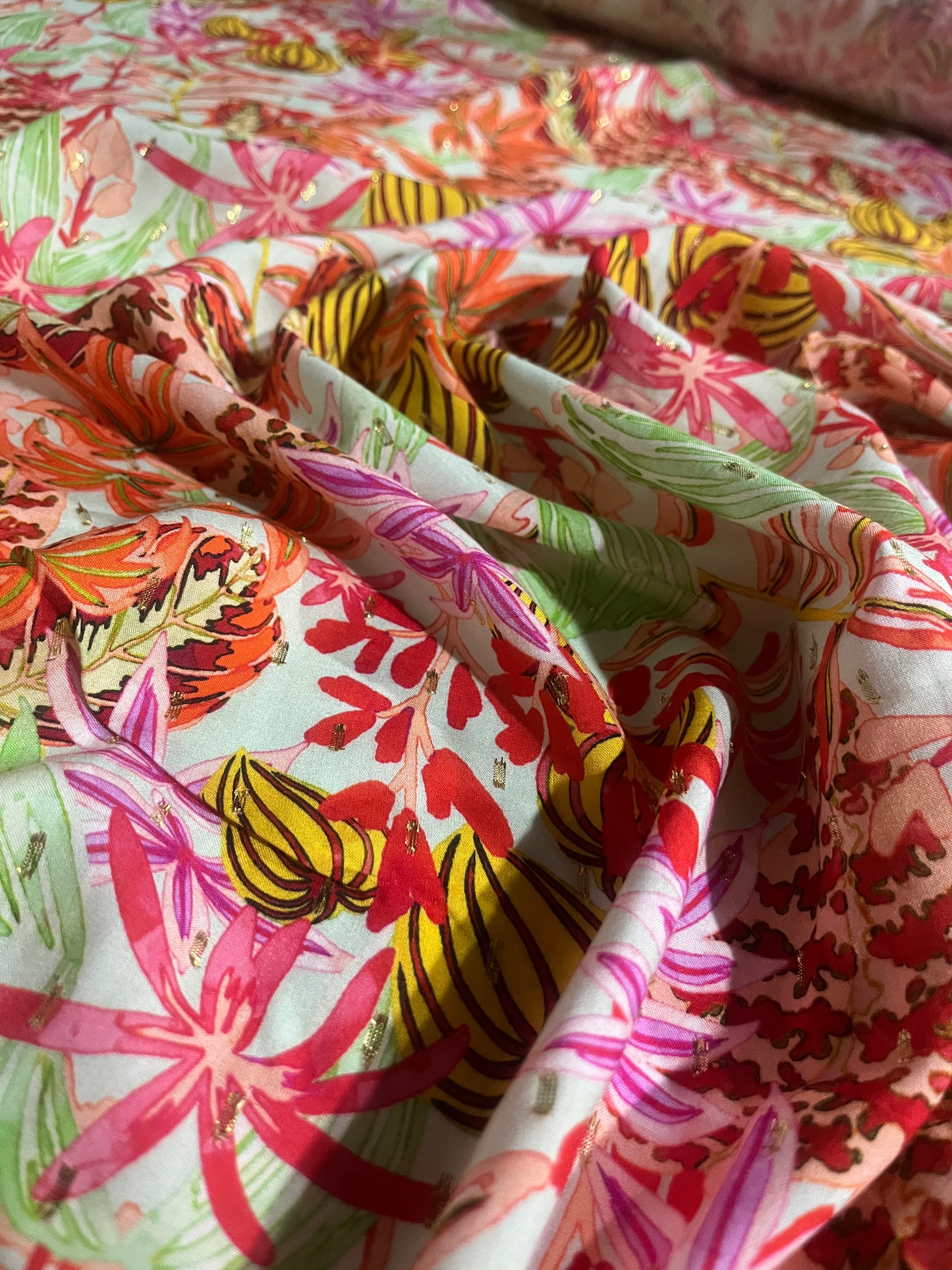 YVETTE 021 viscose lurex flower print