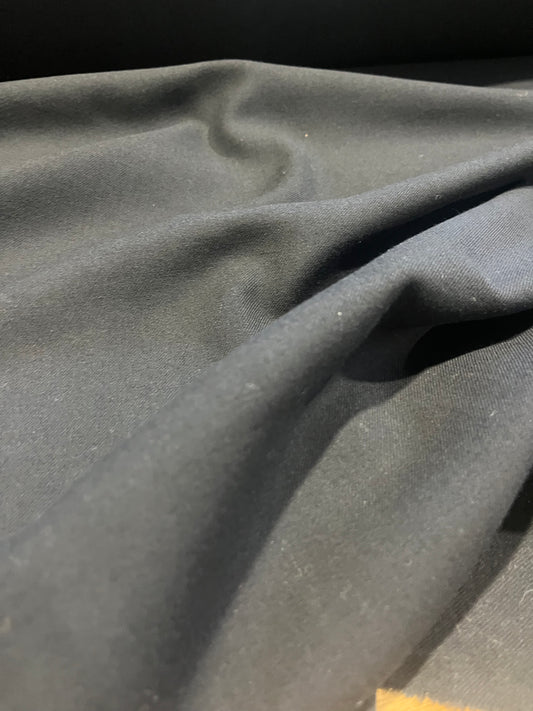 G00  wooly suiting fabric black