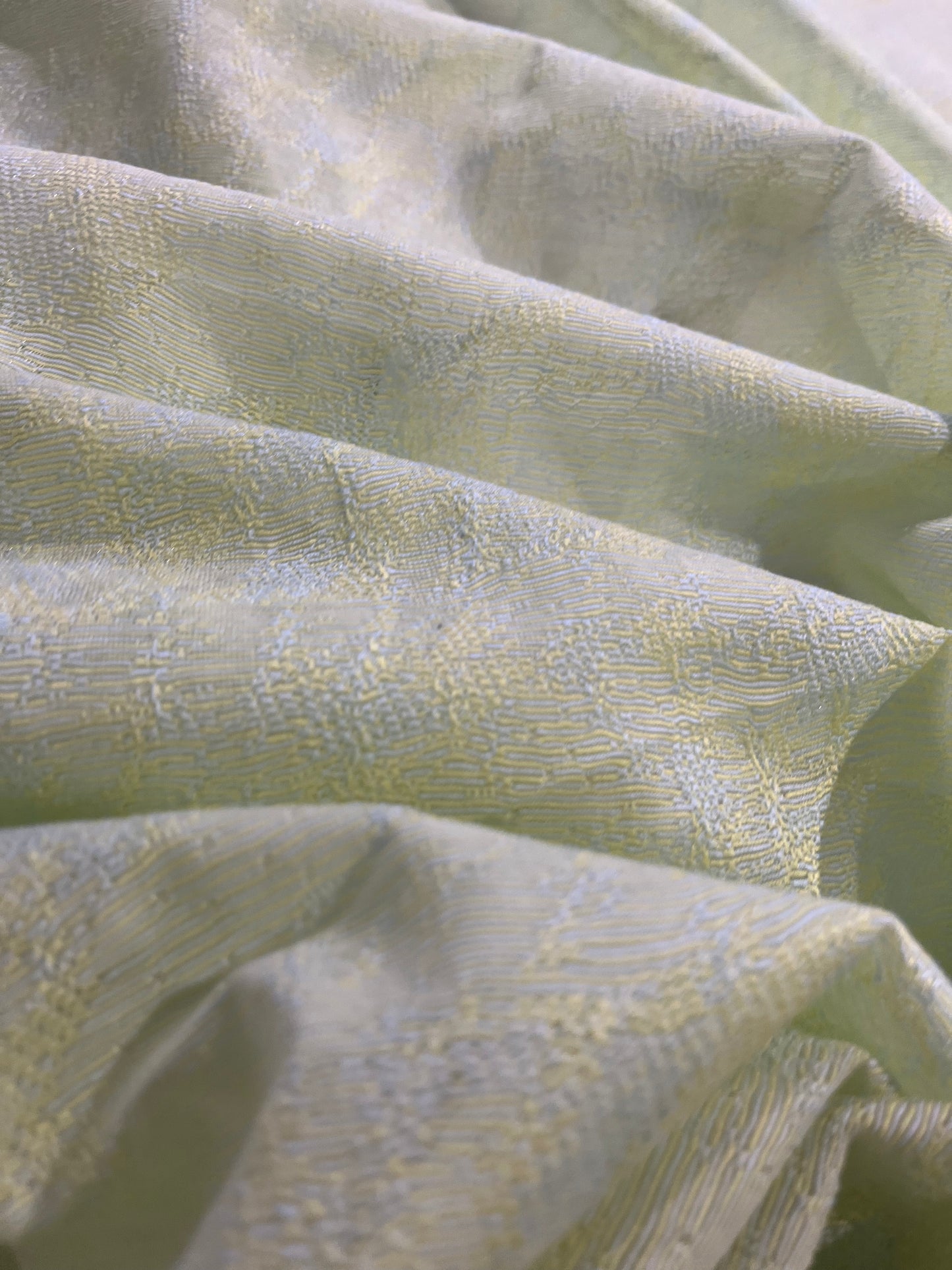 GLADYS 027 light jacquard with linen