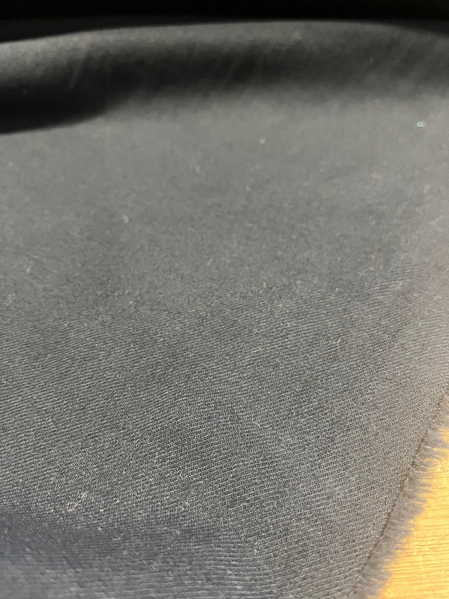 G00  wooly suiting fabric black