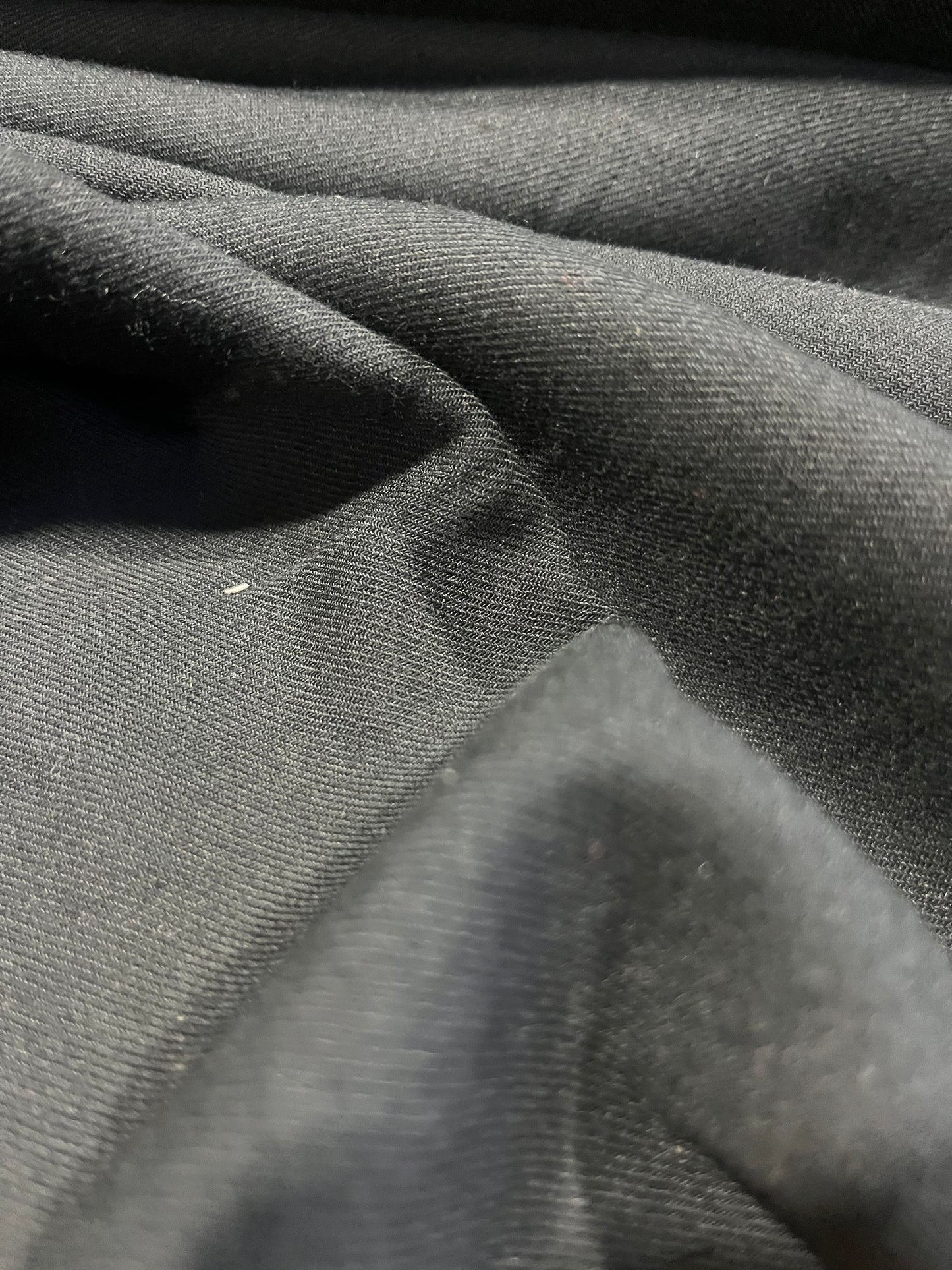 G00  wooly suiting fabric black