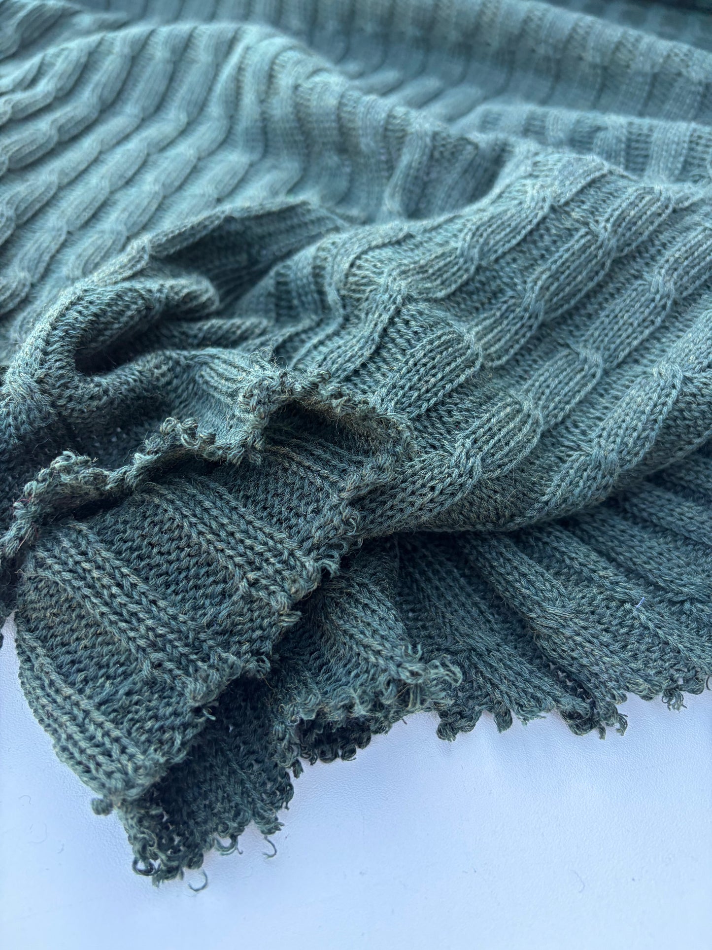 CHARLY 028 dark green knitted cable cotton/wool