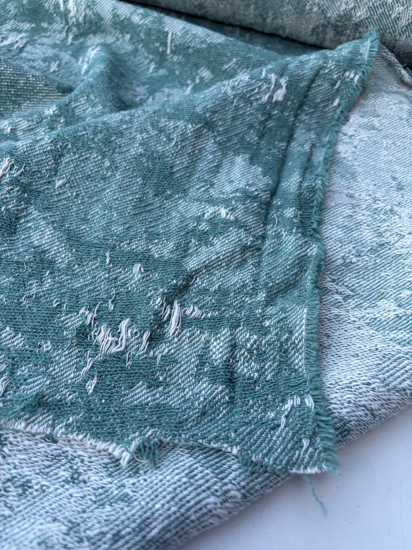 DANTE 018 cotton tweed destroyed effect check fil coupé green