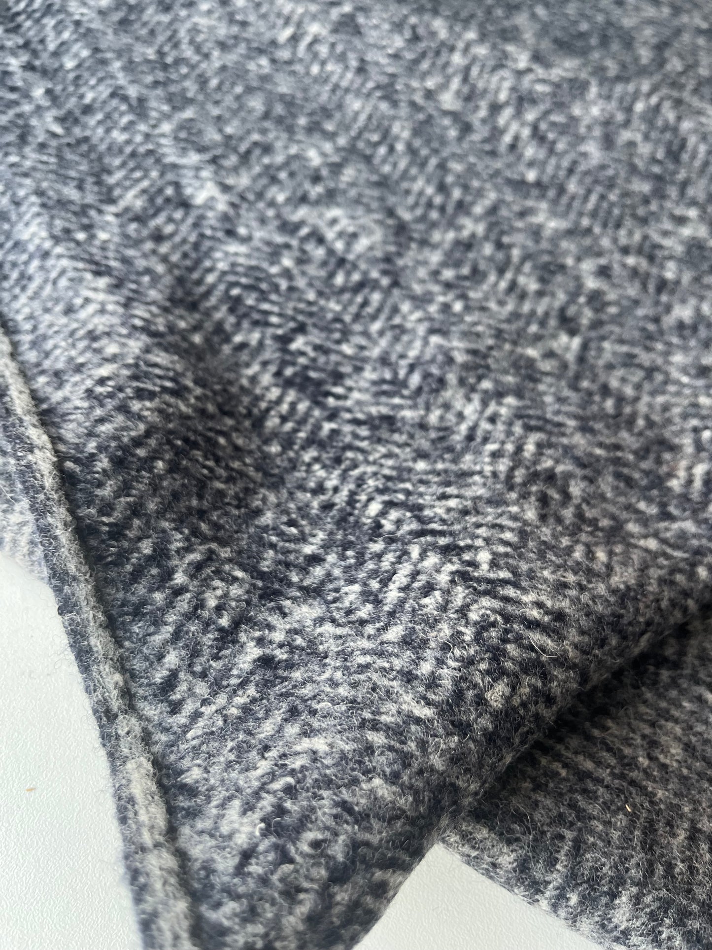 FENIX 004 heavy wool jersey herringbone navy/grey