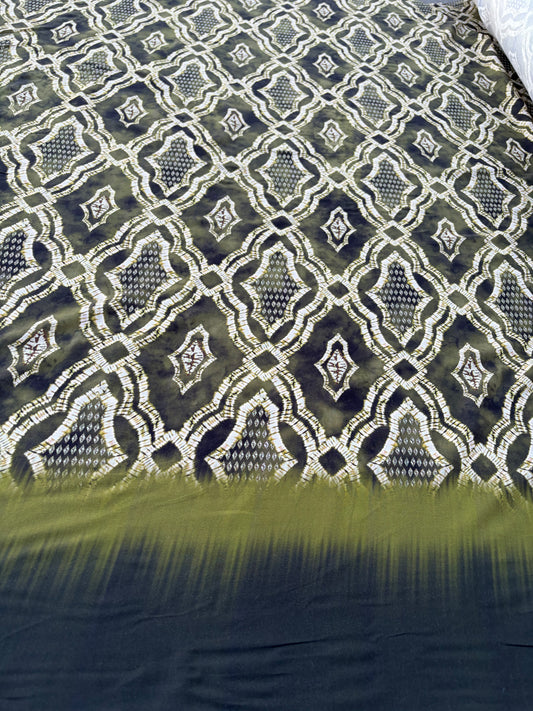 CHARLY 033 khaky/green single border print