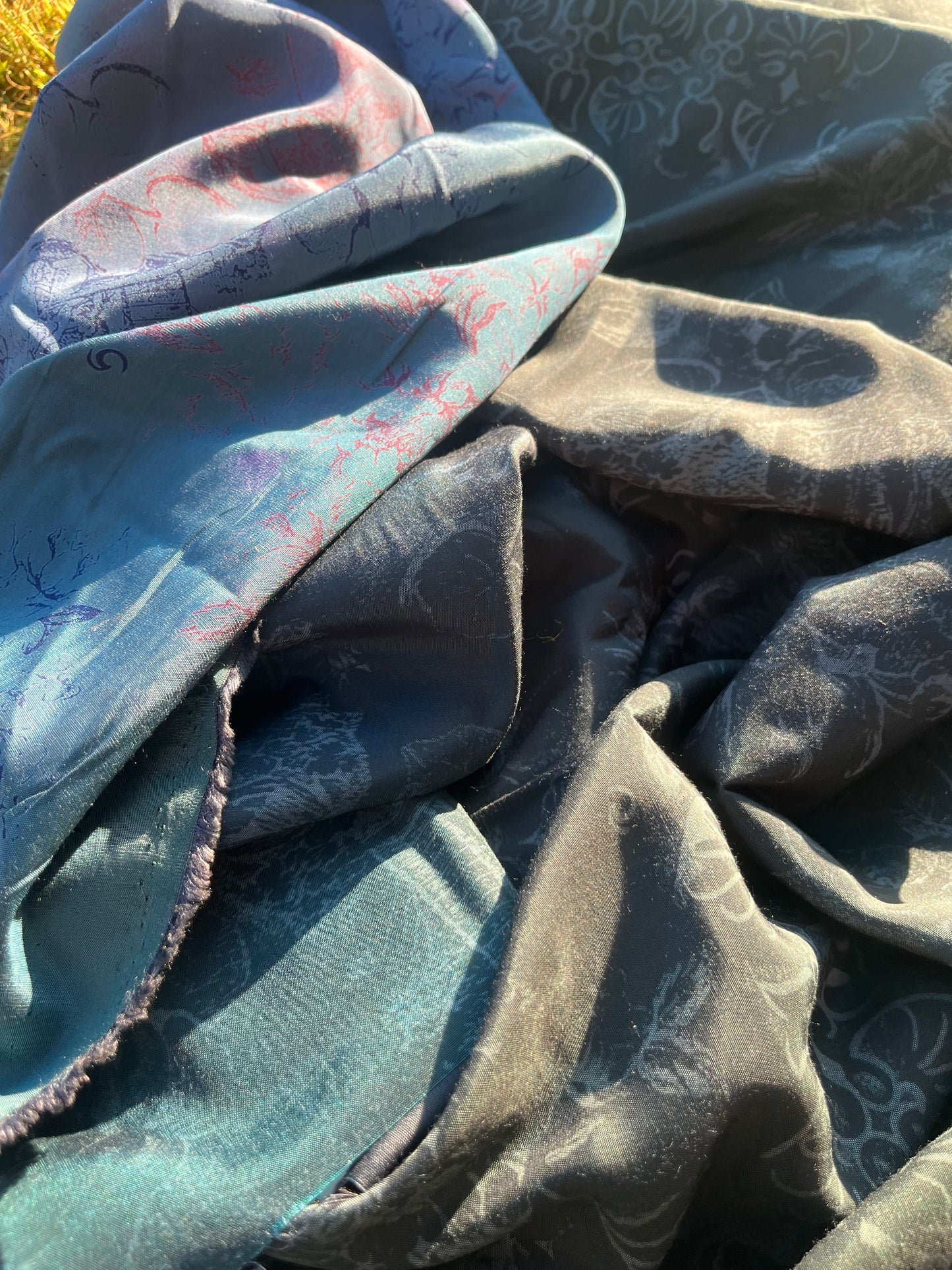 Solstice collection 4 cupro/viscose iridescent print