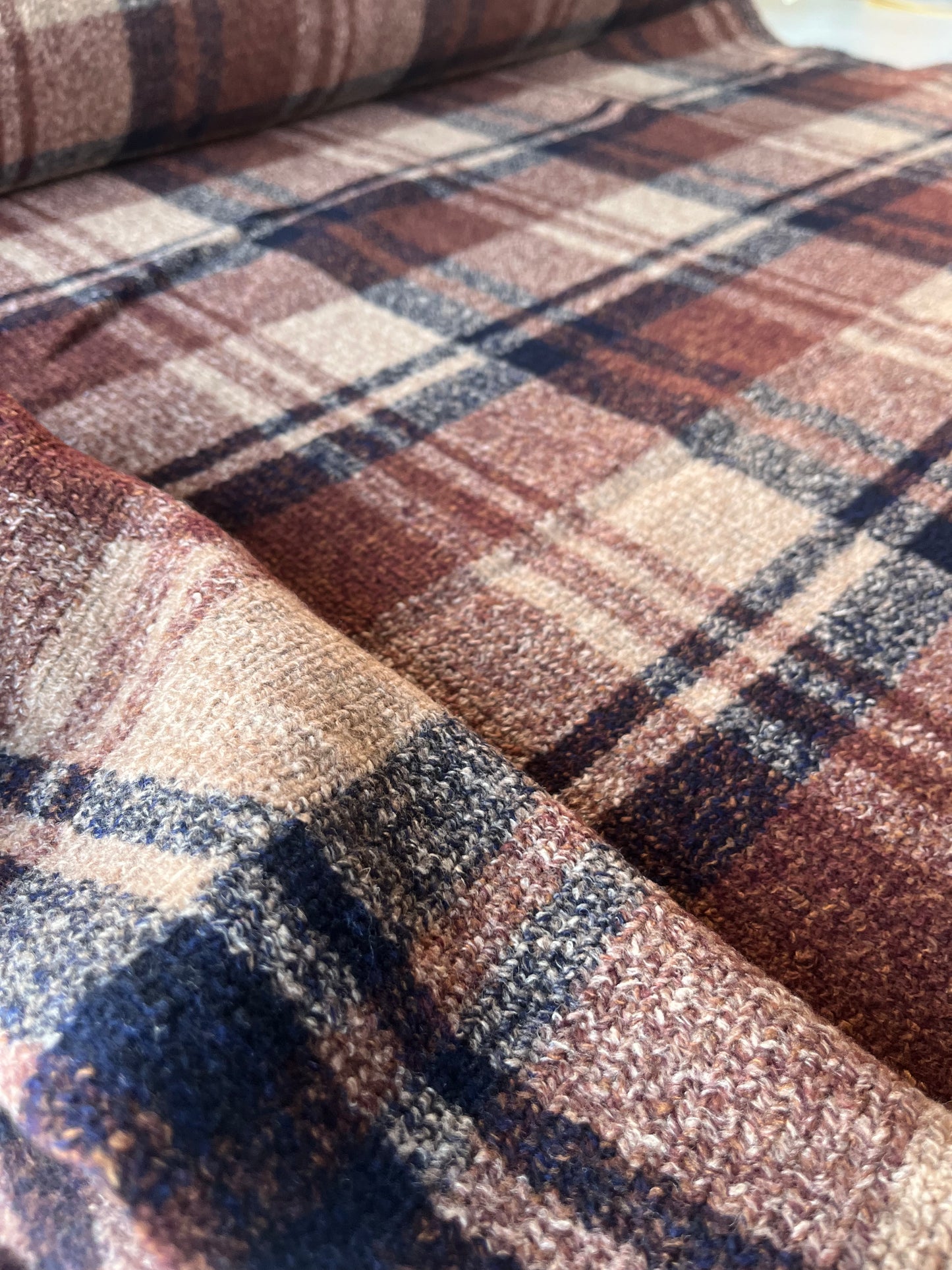 FENIX 011 heavy wool check brique/nvy