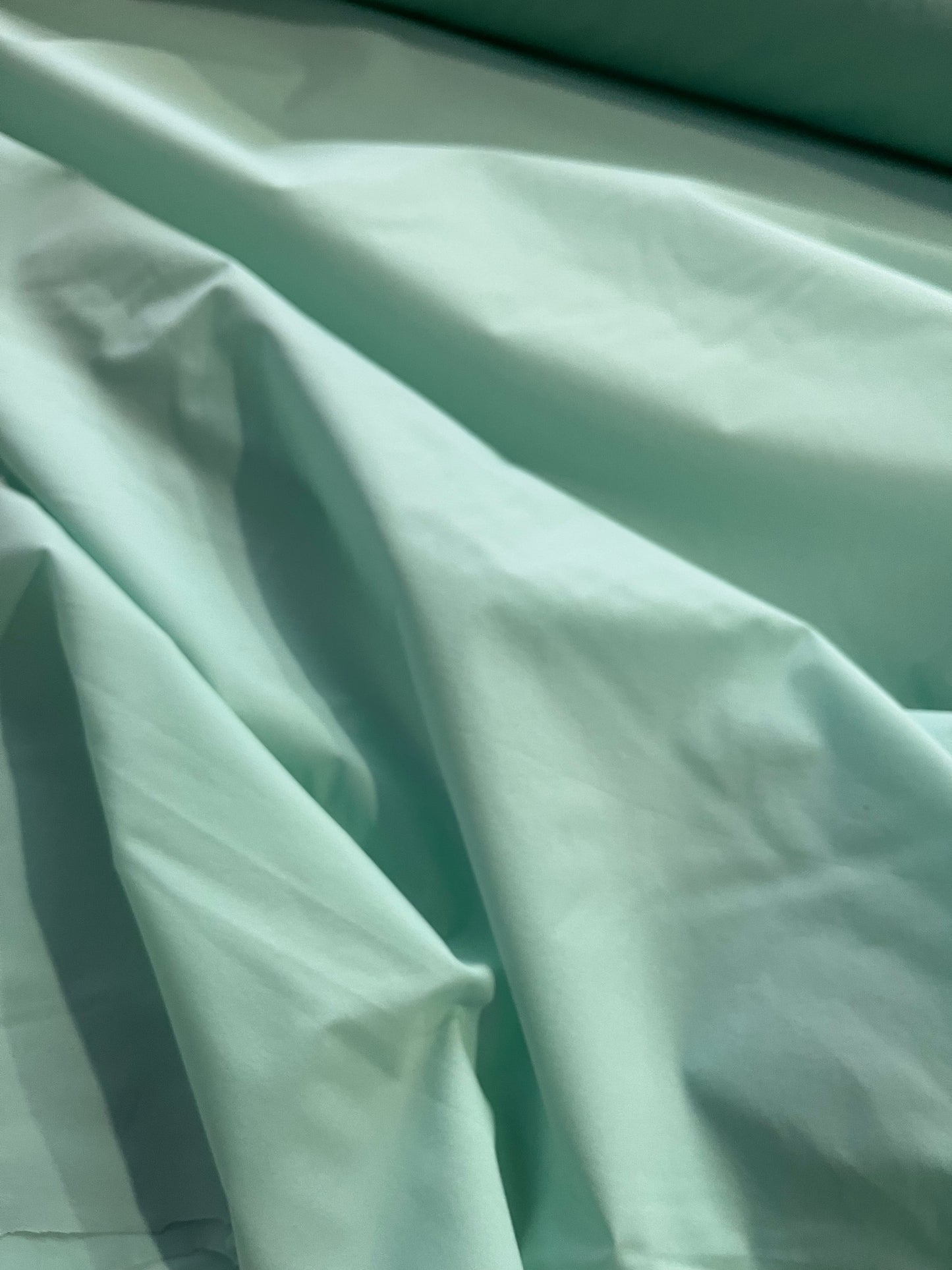 GLADYS 040 technical bi-stretch soft green