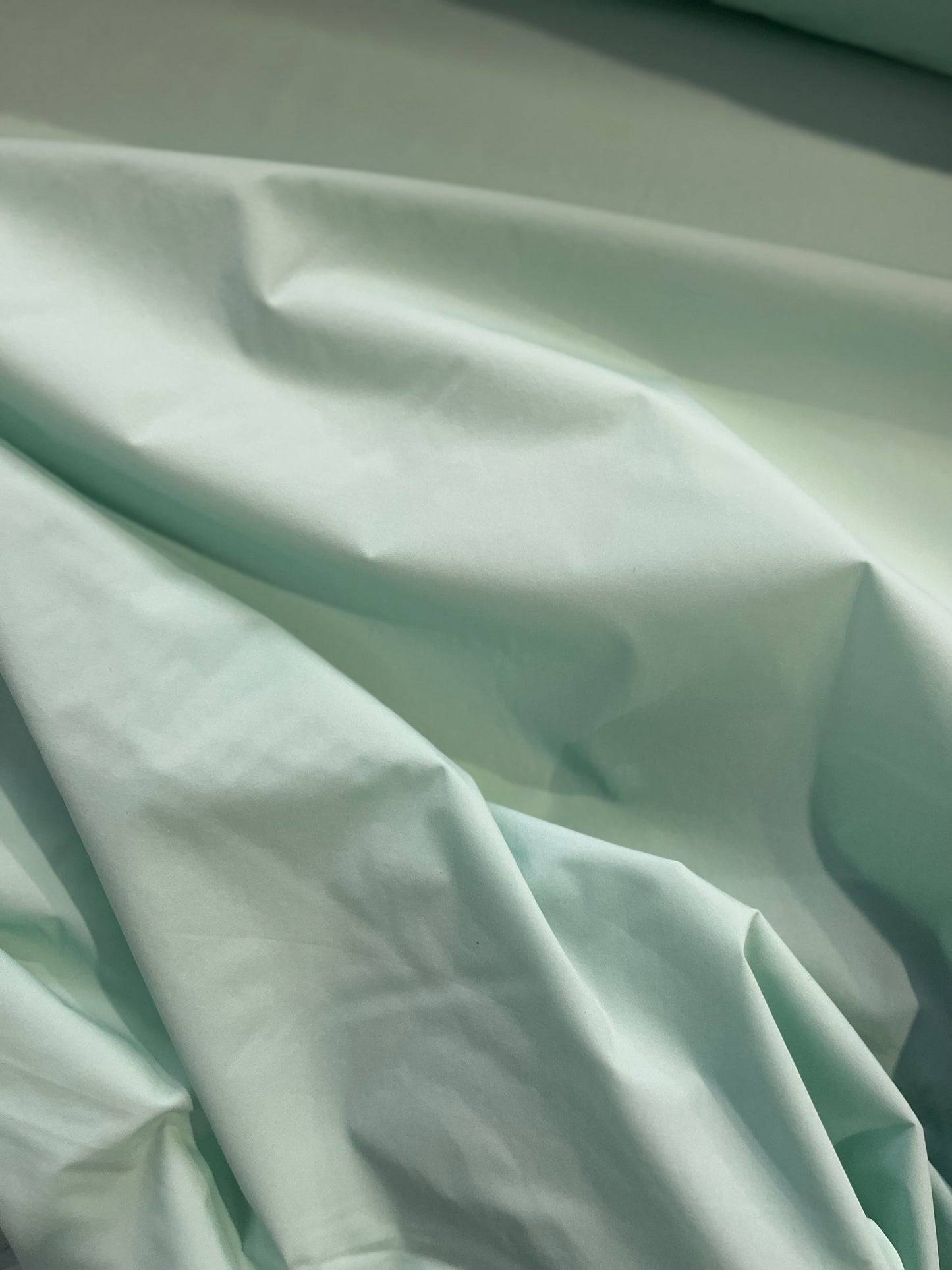 GLADYS 040 technical bi-stretch soft green