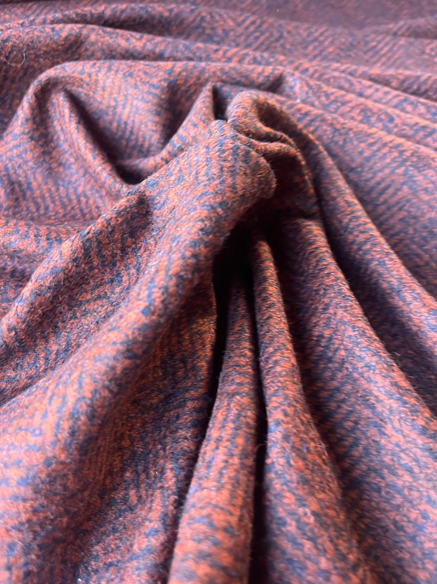 FENIX 013 heavy wool jersey herringbone red/navy