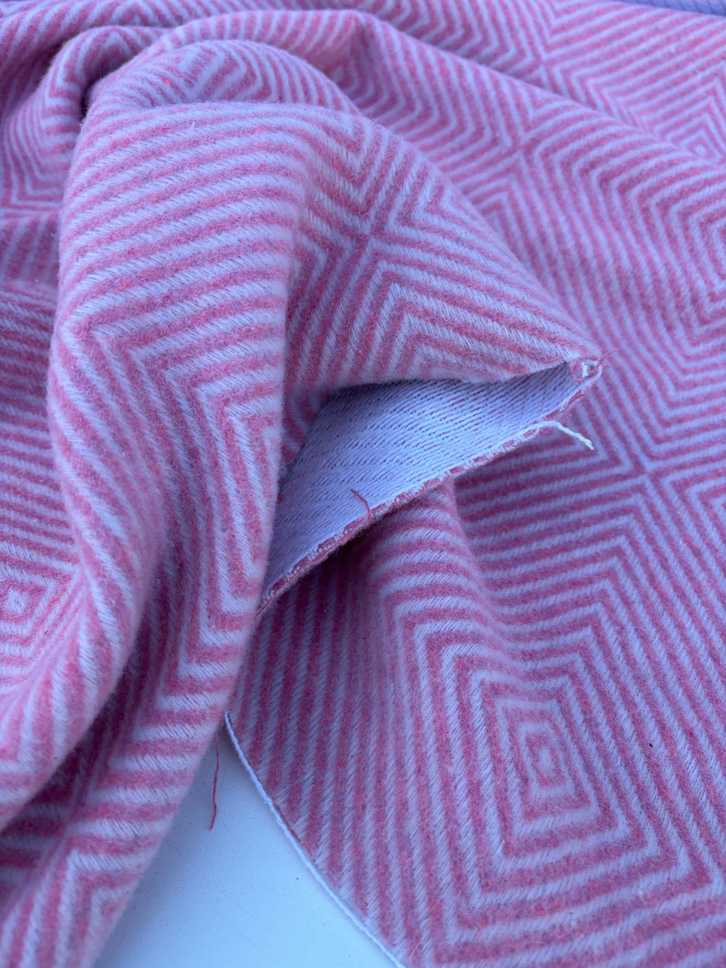 CHARLY 038 pink checkered heavy wool flannel