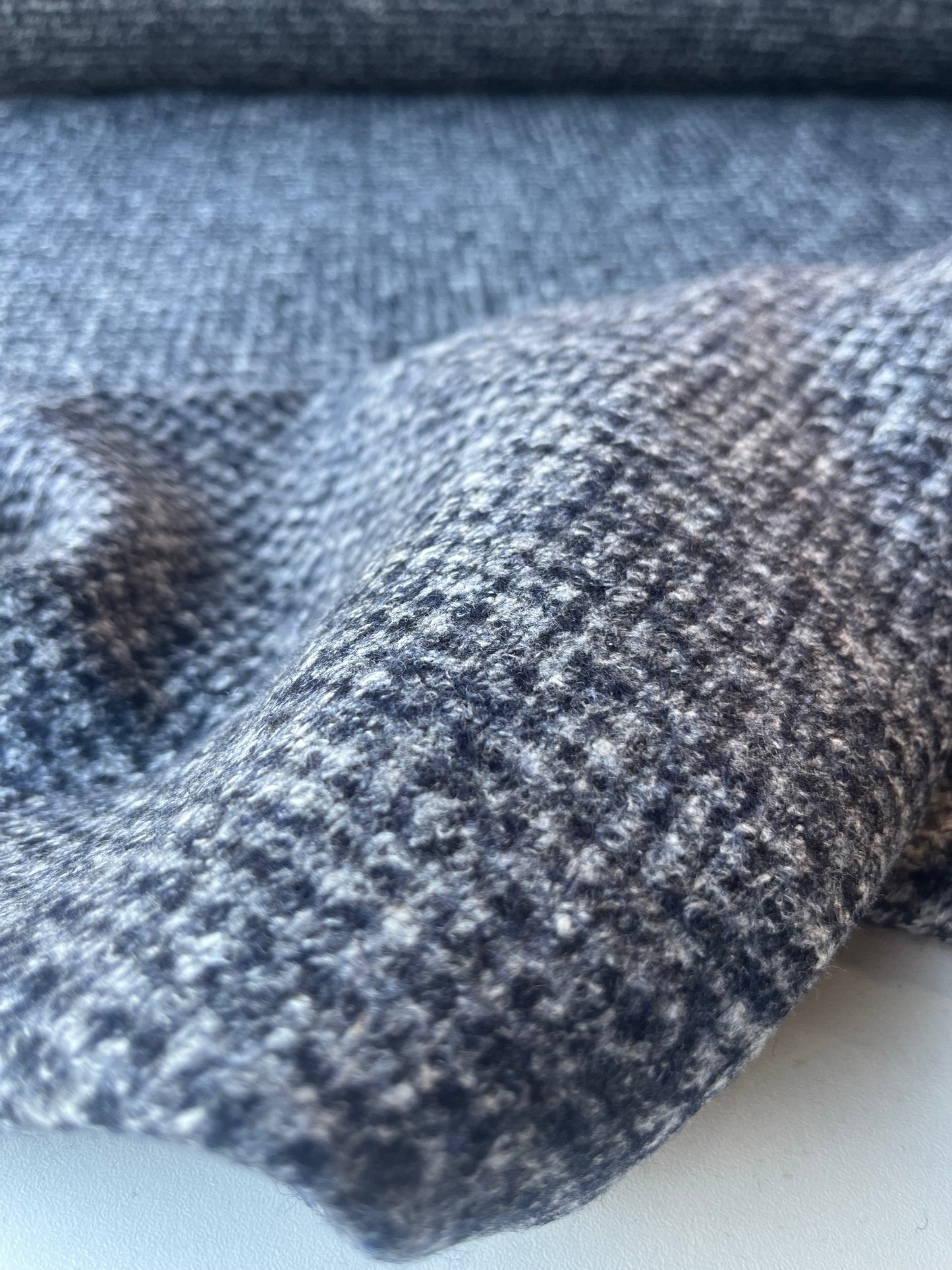 FENIX 014  heavy wool jersey pied de poule black/grey