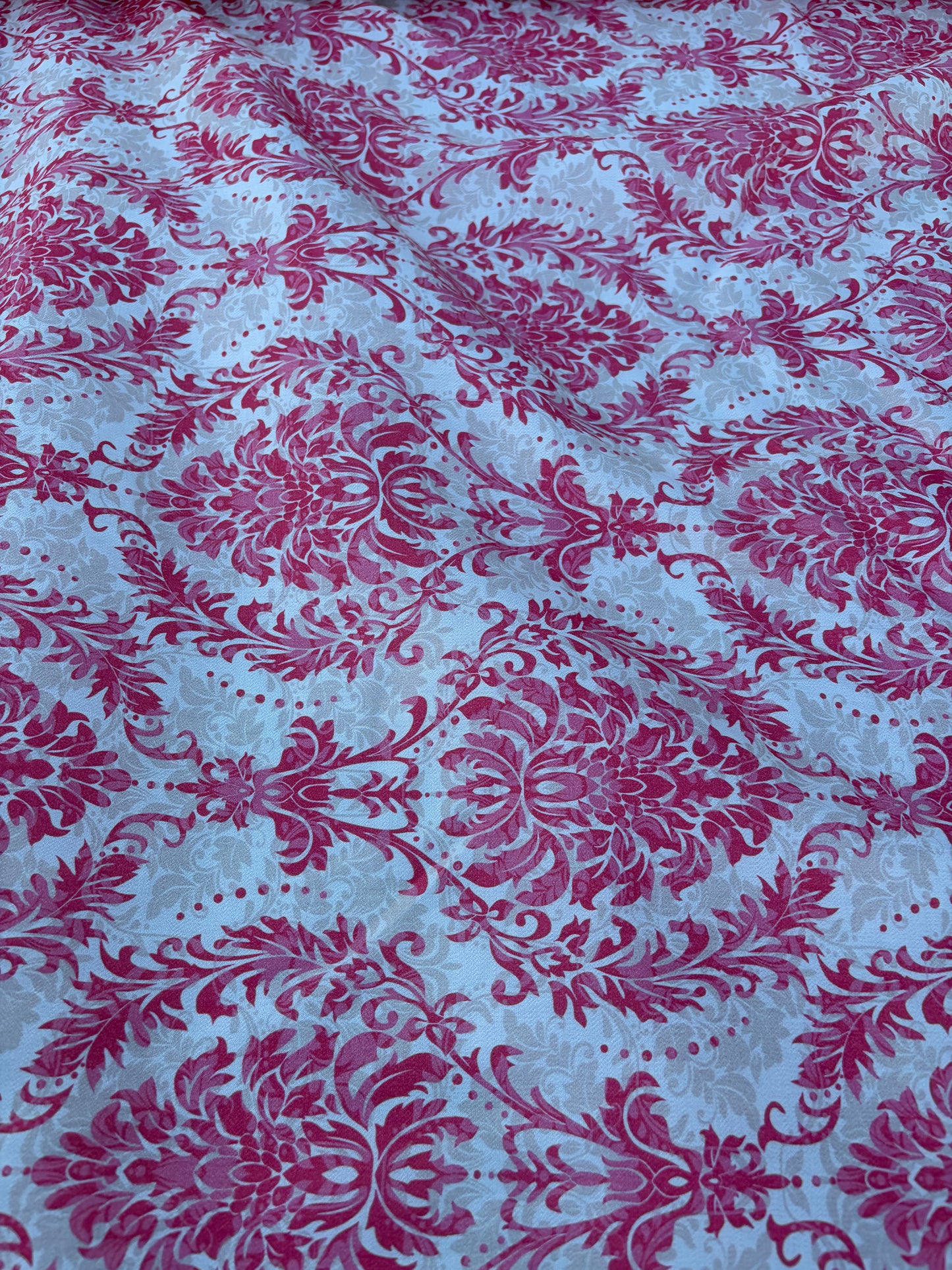 CHARLY 039 pink/sand ornamental print viscose crêpe