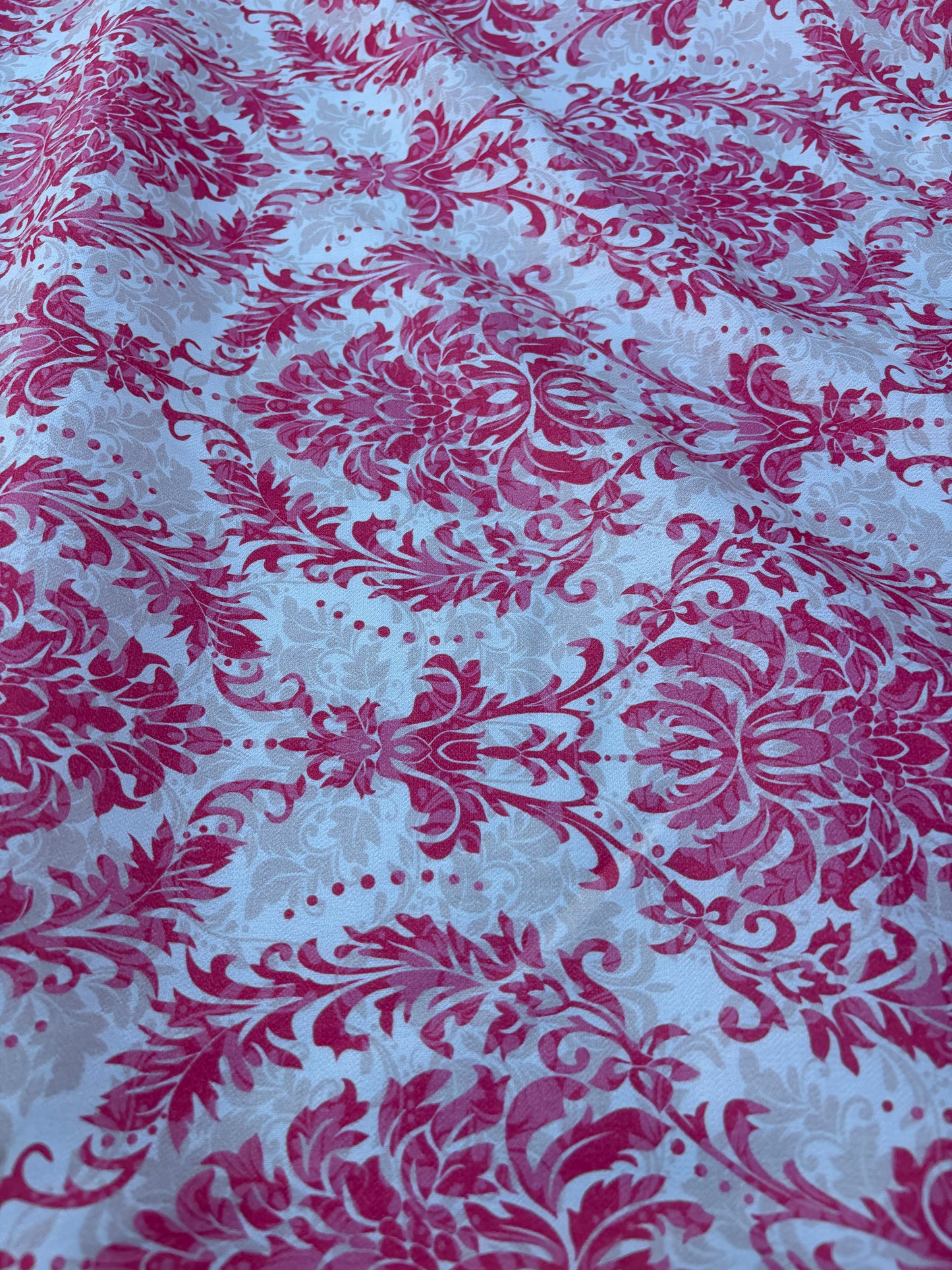 CHARLY 039 pink/sand ornamental print viscose crêpe