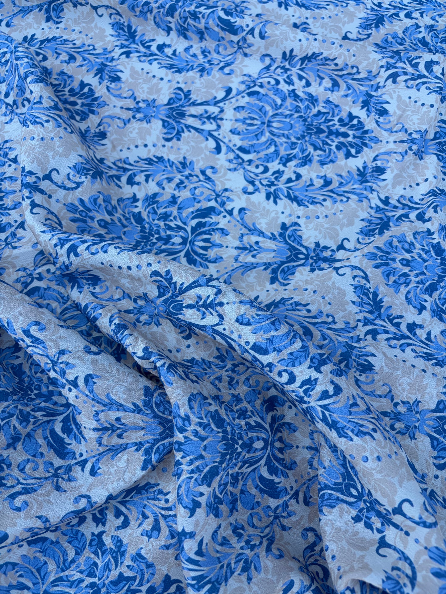 CHARLY 040 blue/sand ornamental print viscose crêpe