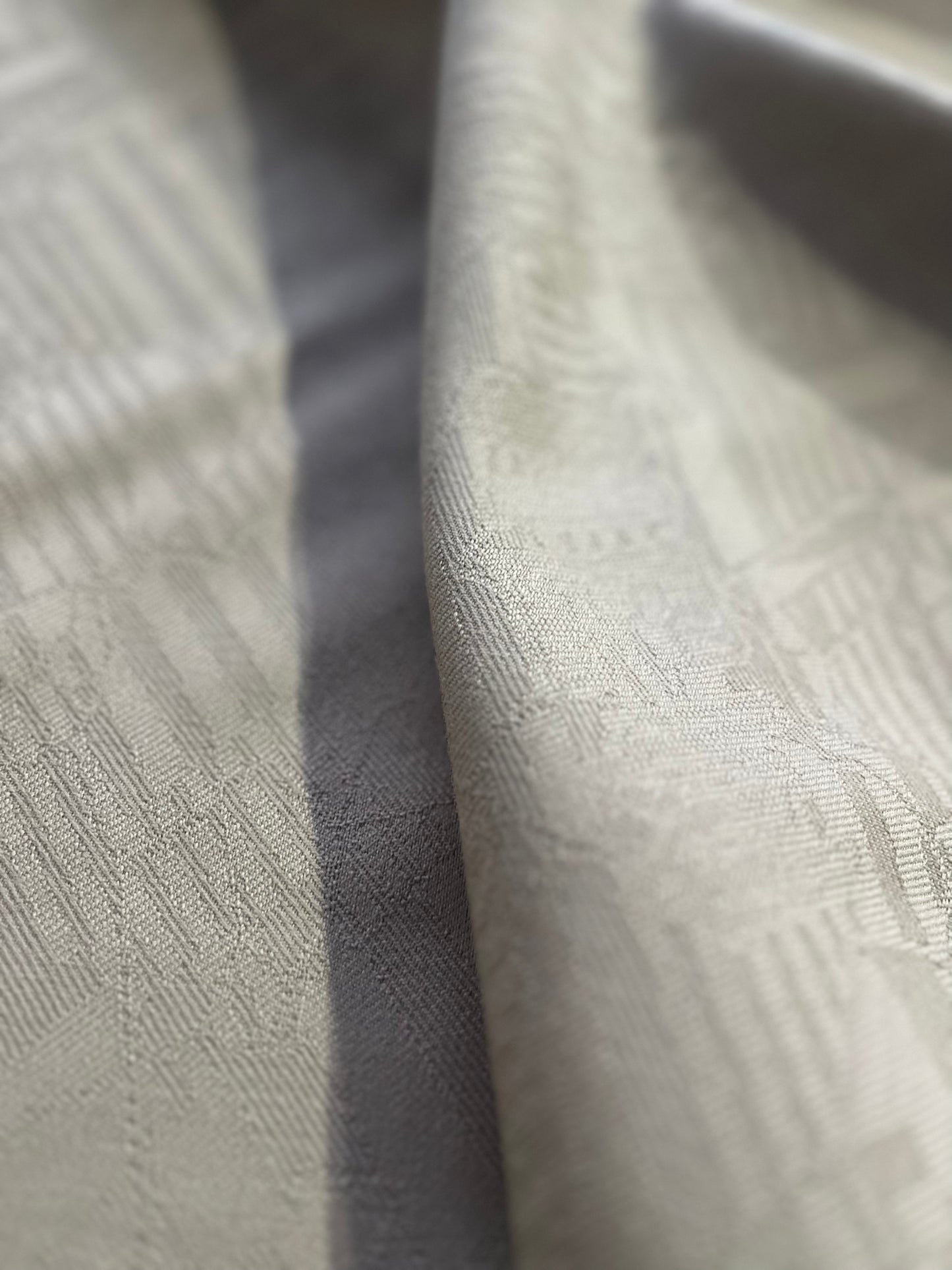 GLADYS 045 cotton jacquard tone on tone taupecolour