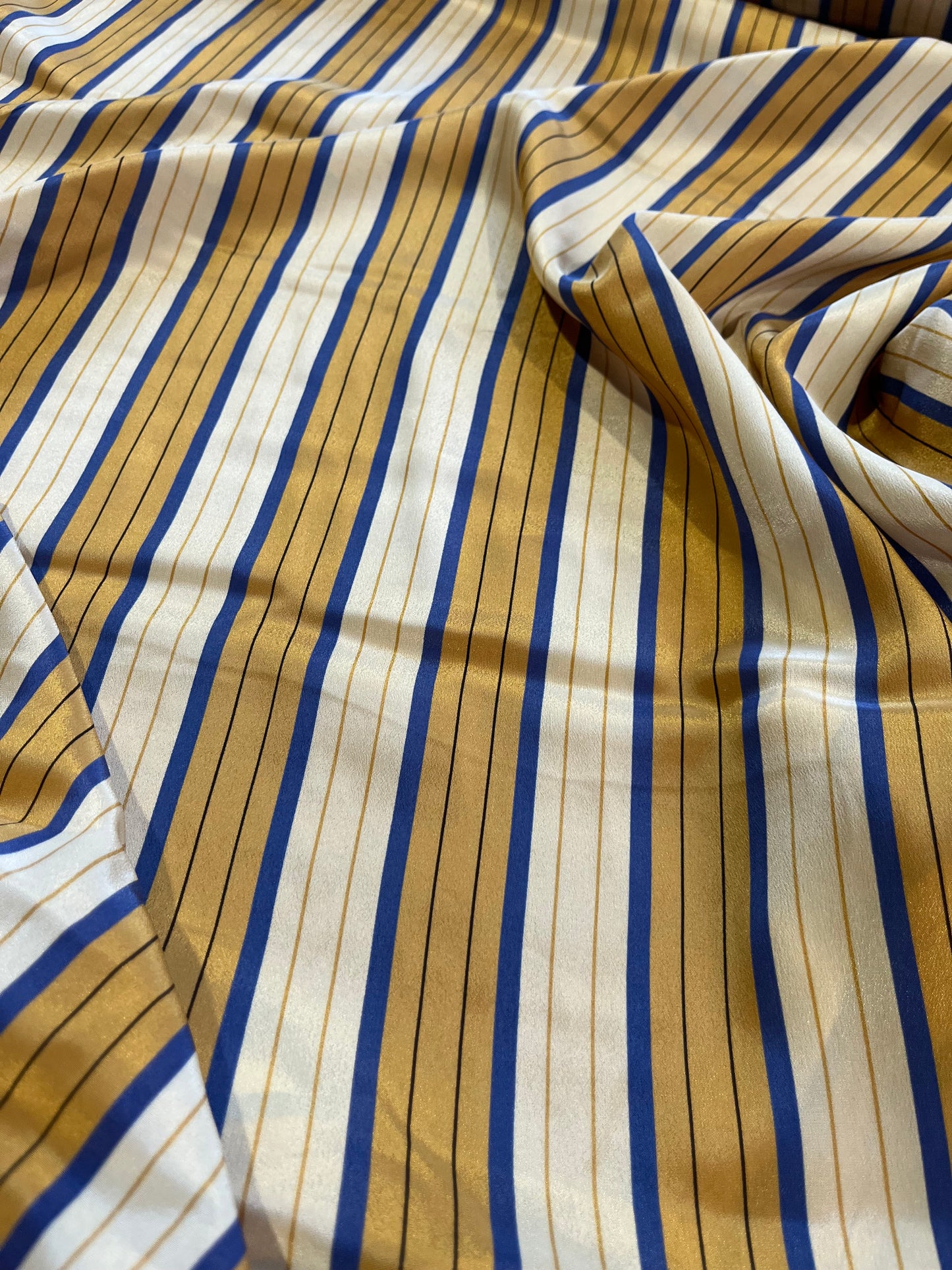 D02 satin stripe yellow/blue