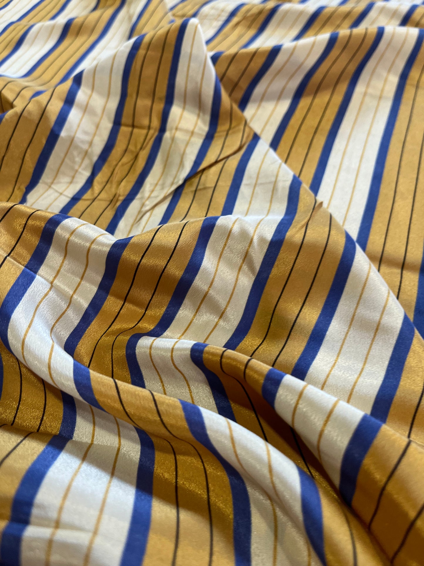 D02 satin stripe yellow/blue