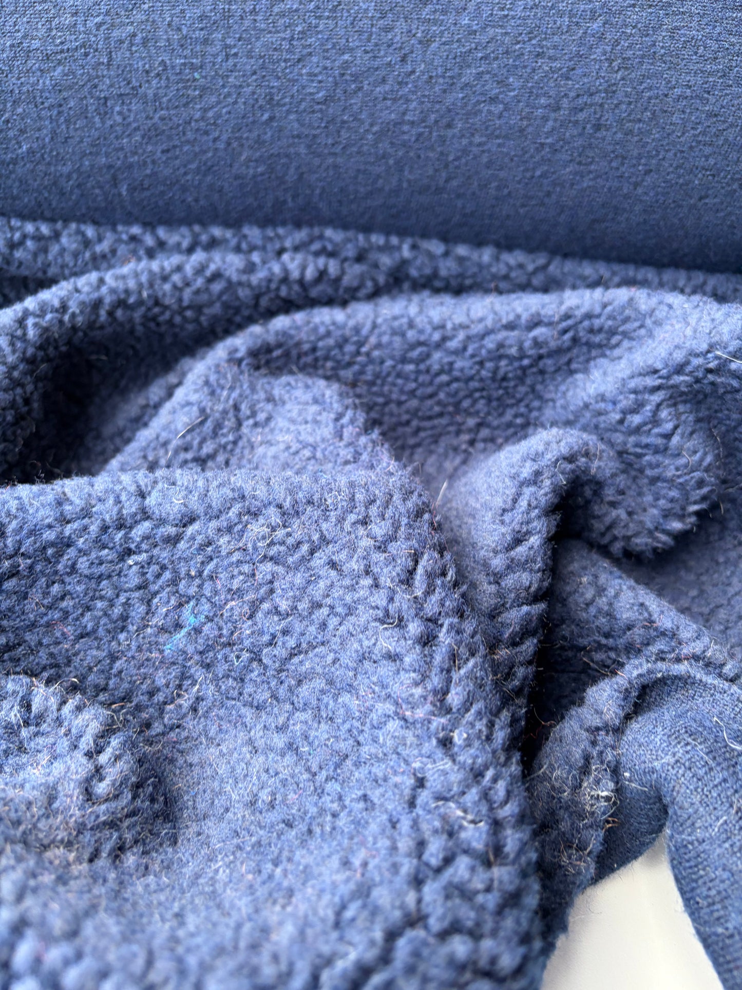 DARREN 001 navy wool bouclette