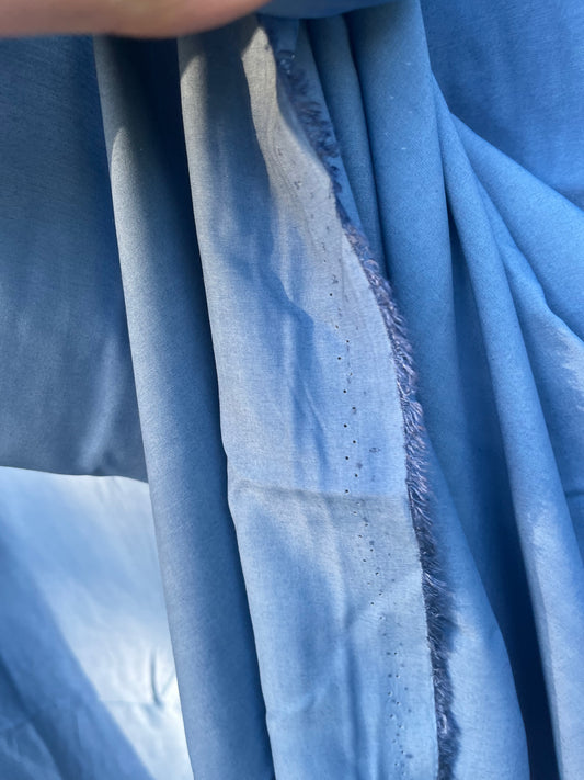 Solstice collection 15 cupro/viscose light blue tie-dye fabric