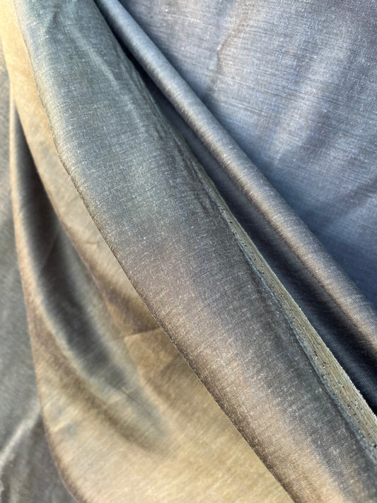 Solstice collection 20 cupro/viscose taupe/grey changeant fabric