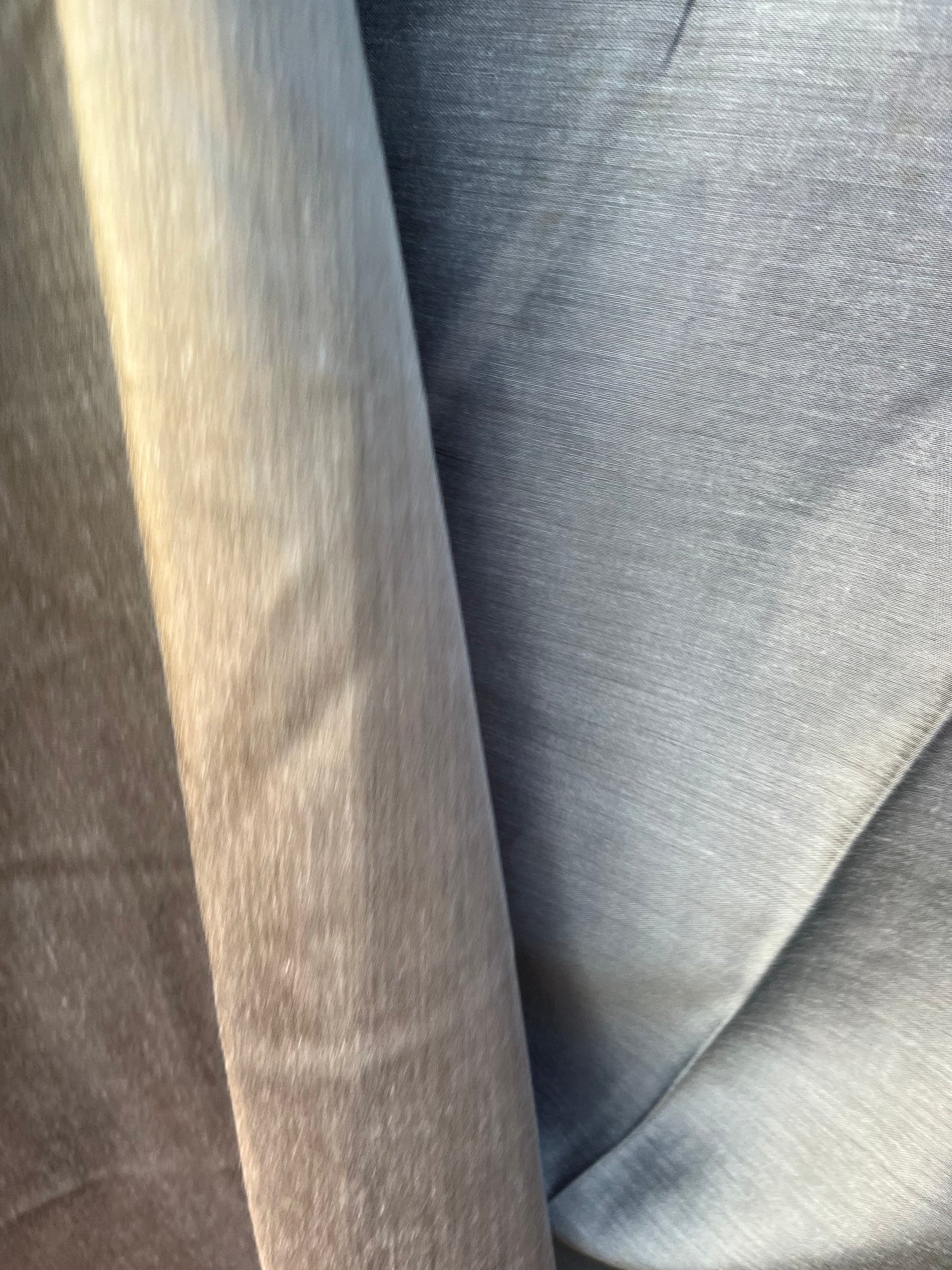 Solstice collection 20 cupro/viscose taupe/grey changeant fabric
