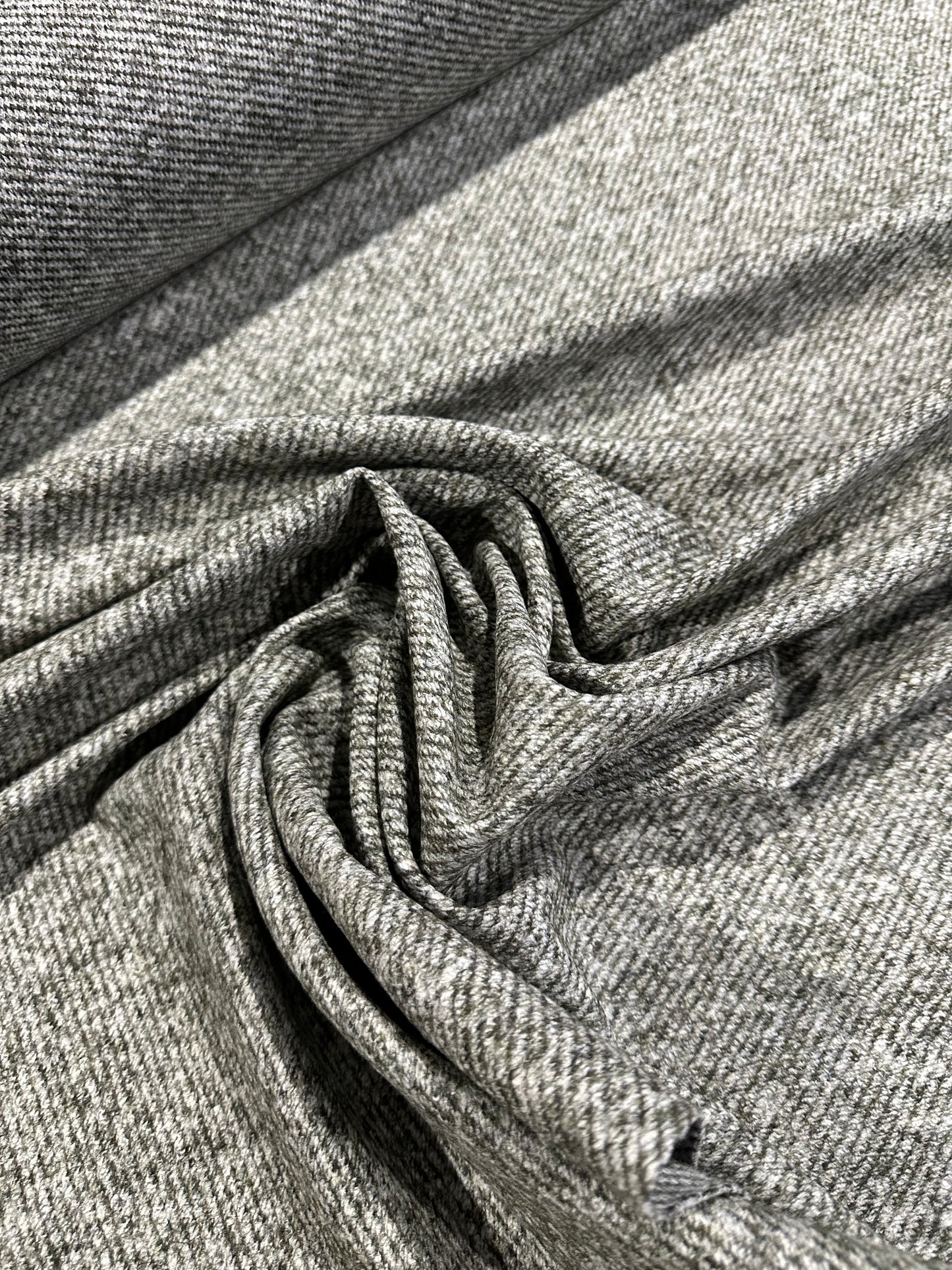 Flip side 280 Heavy wool jersey ecru/kaki