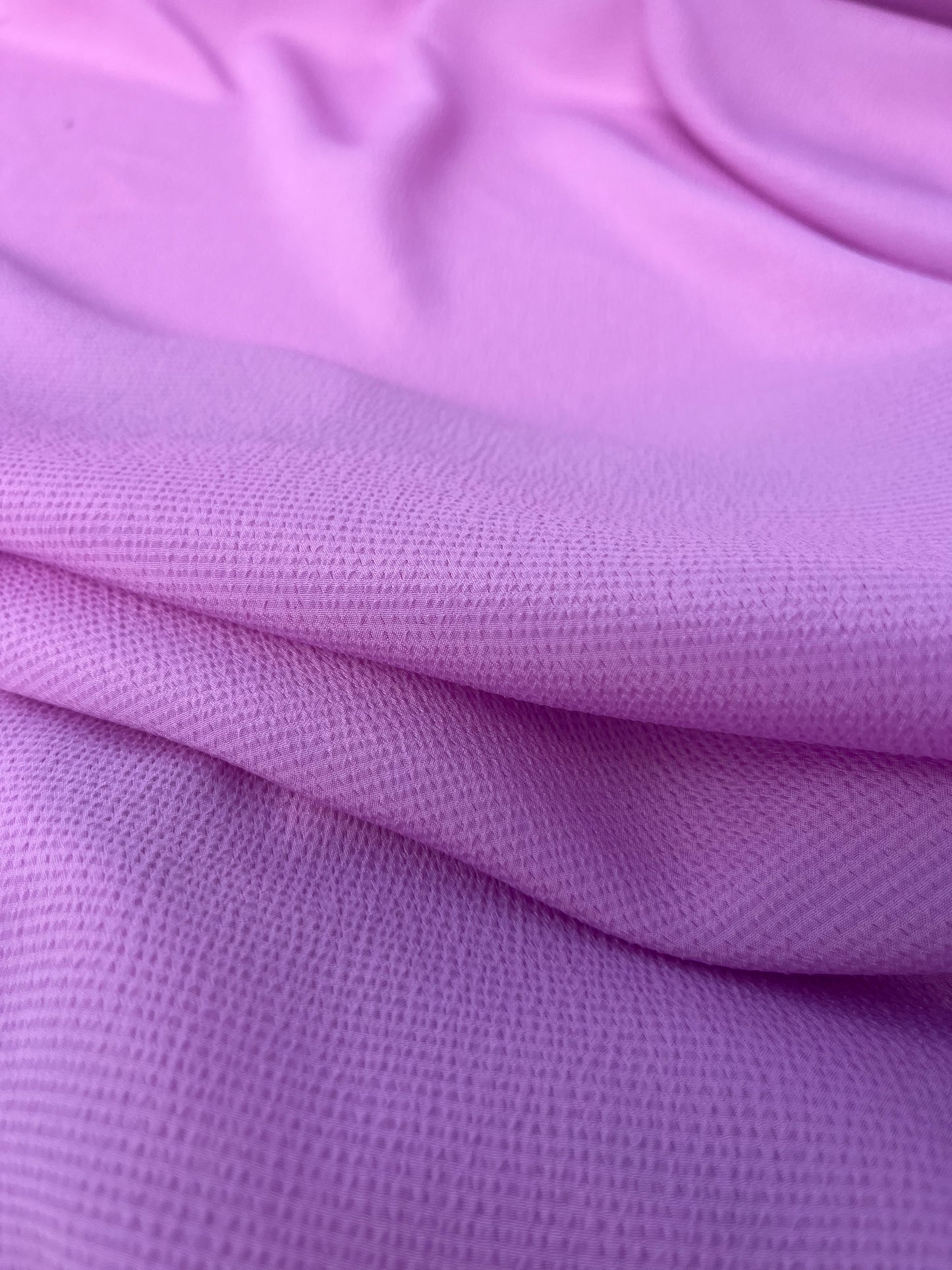 AMOS 011 hammer crêpe bonbon pink