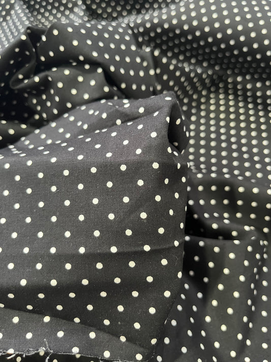 D01 cotton twill stretch with dots