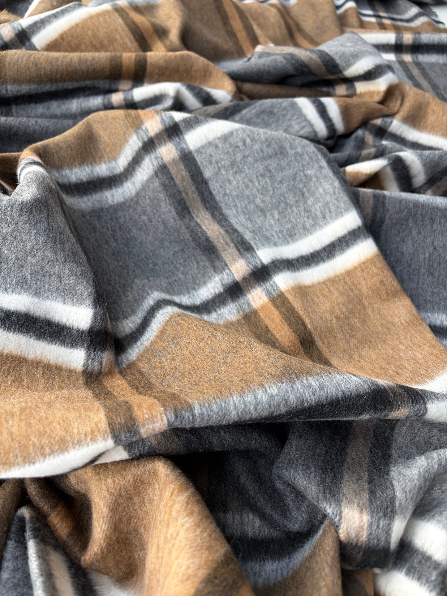 DARREN 013 grey/camel checkered wool flannel