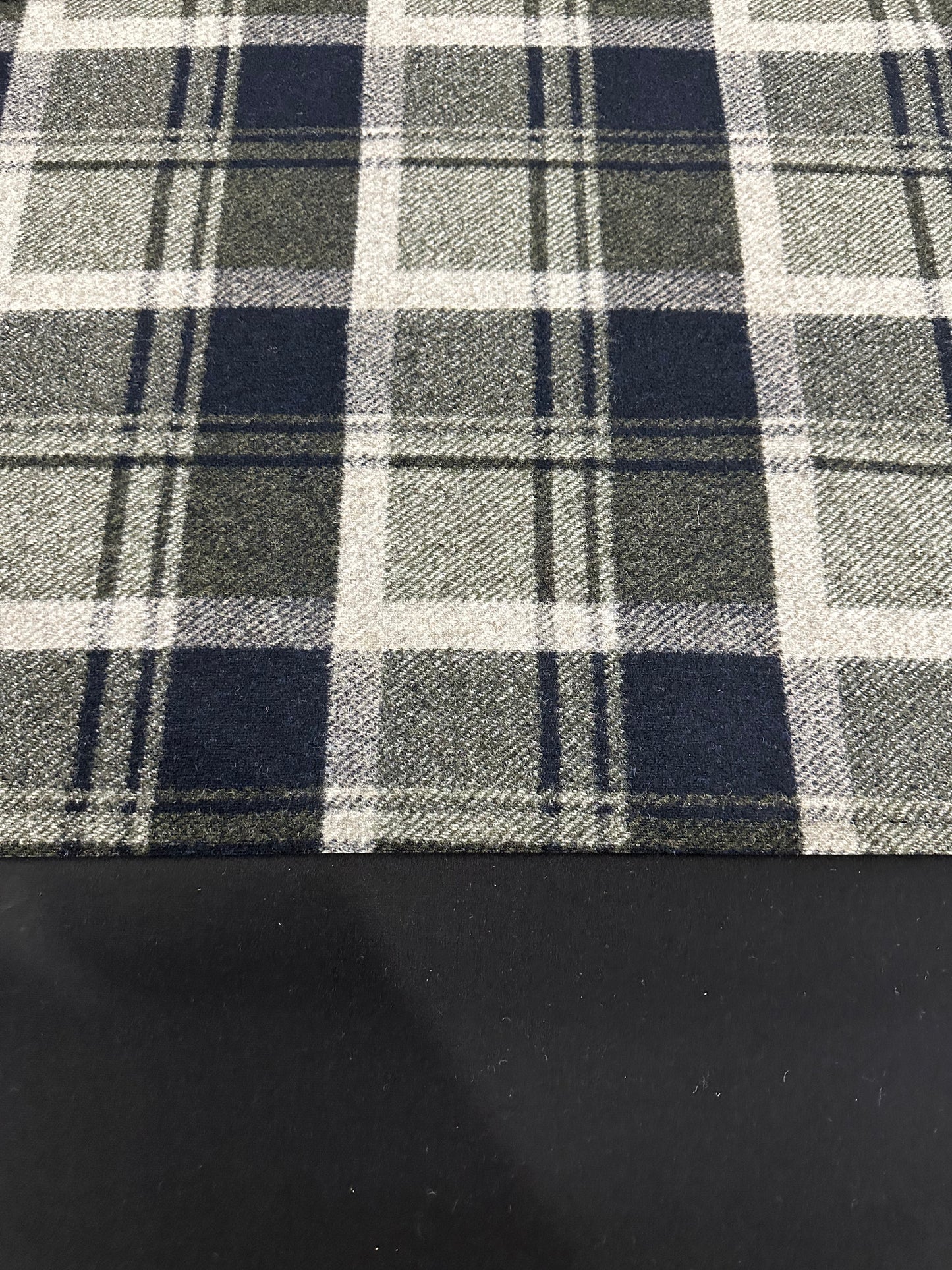 Flip side 330 green/navy check double face black