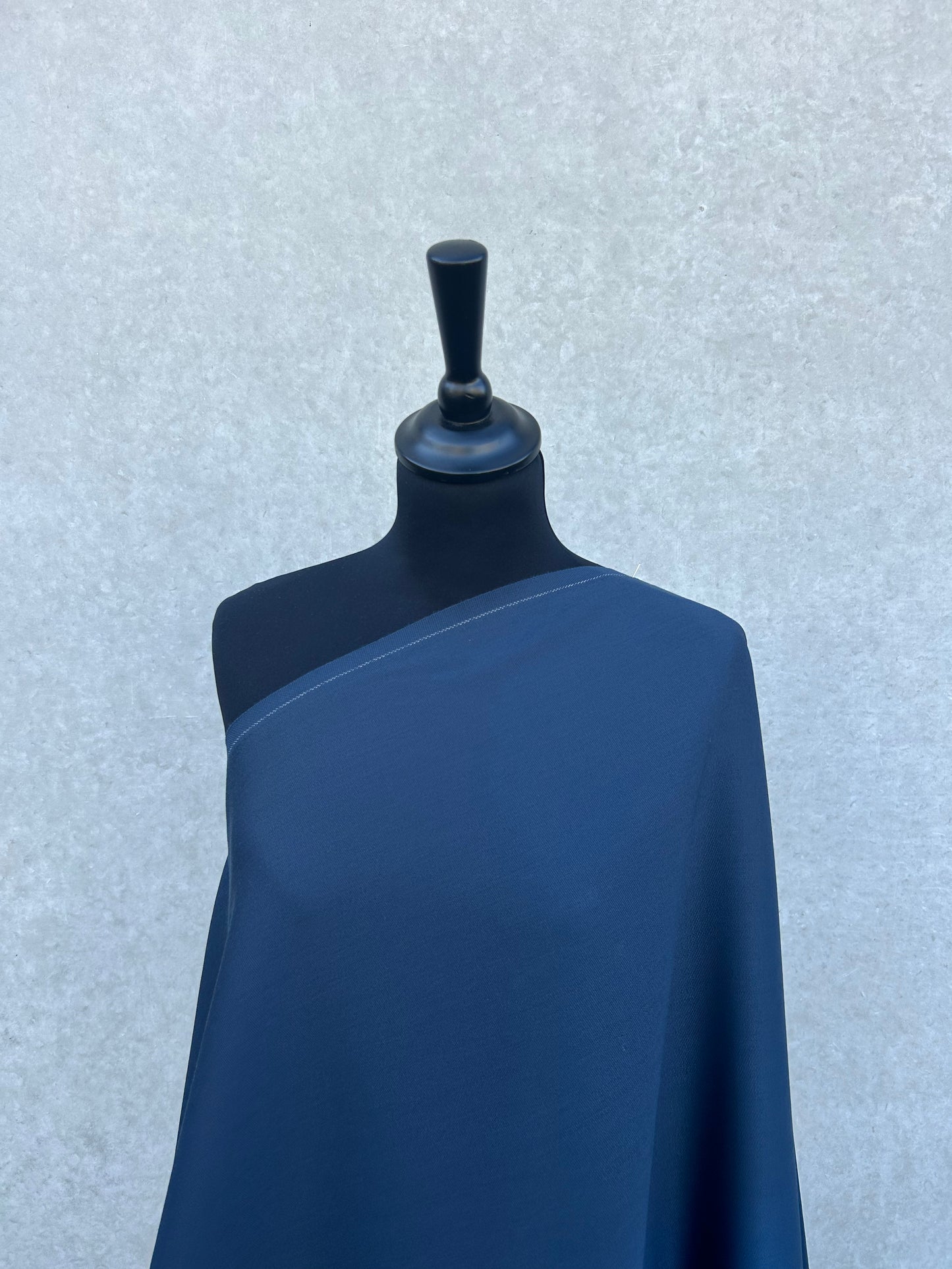 PREM10018 heavy stiff twill Max Mara Wedgewood