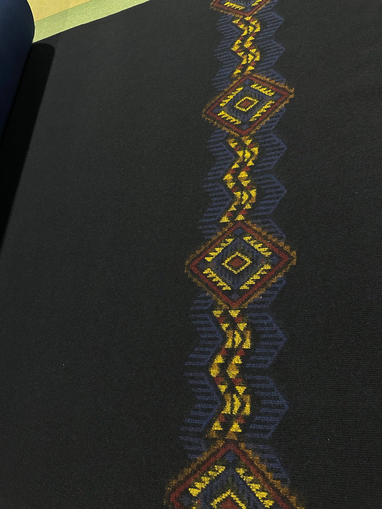 Flip side 365 navy double face blue with tribal design