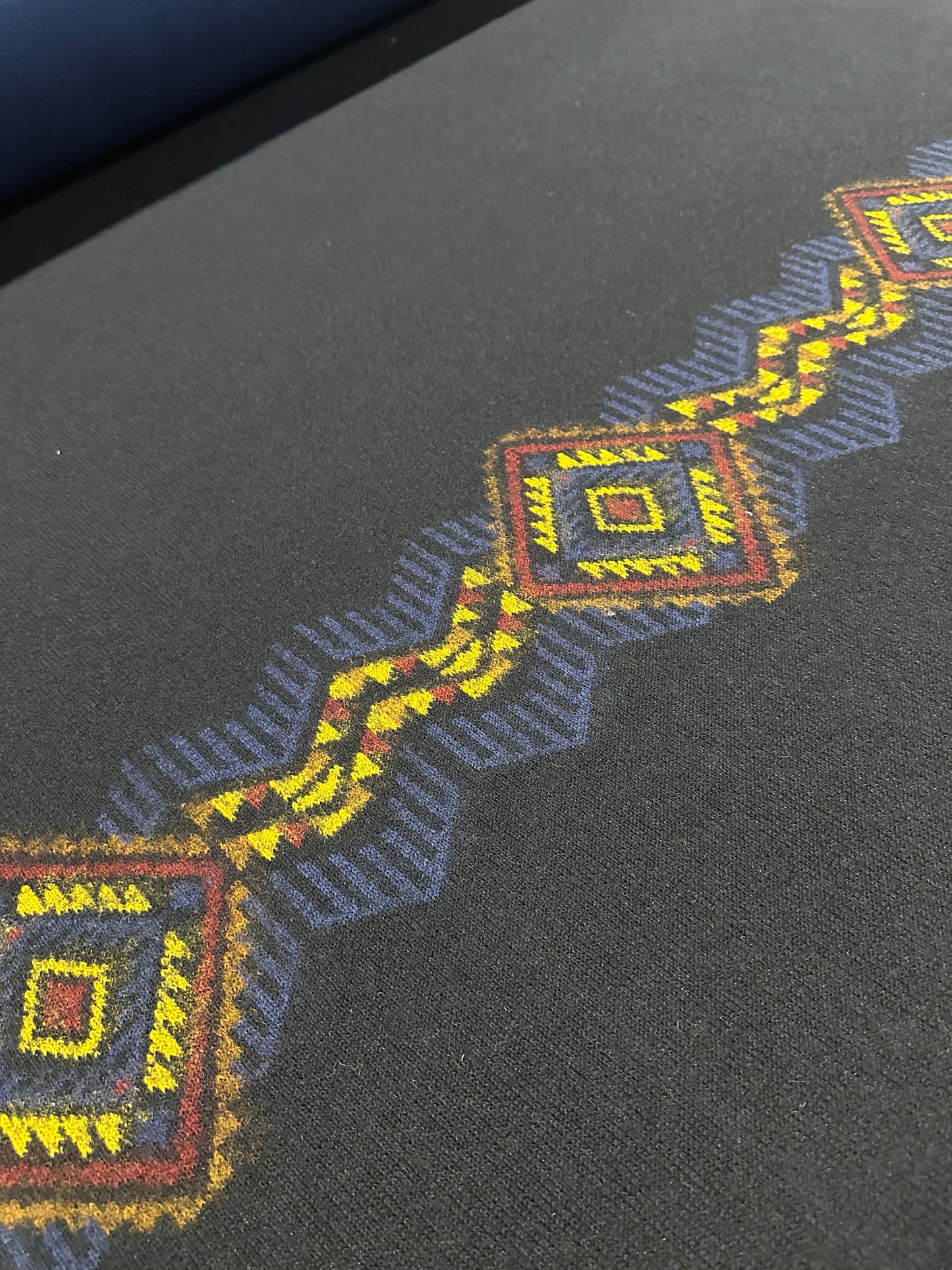 Flip side 365 navy double face blue with tribal design