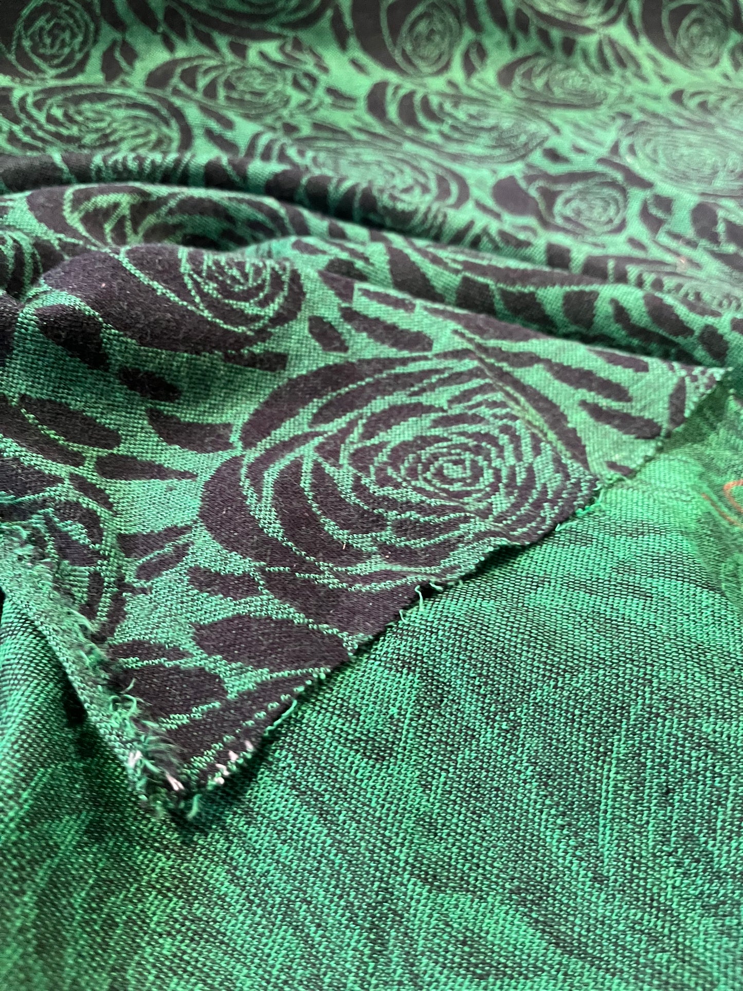 JC Jersey jacquard green roses