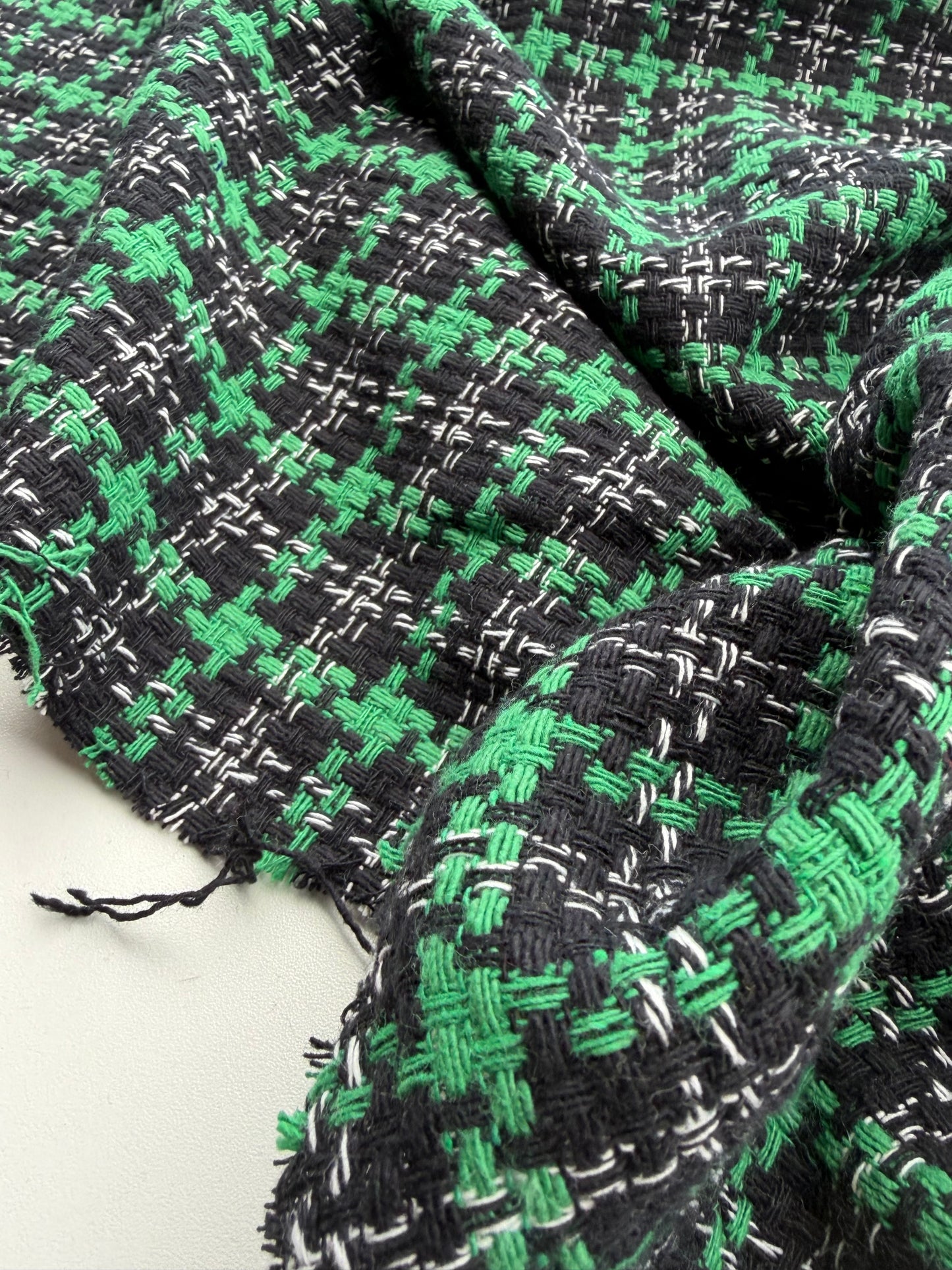 DANTE 056 heavy cotton tweed Chanel style black/green checks